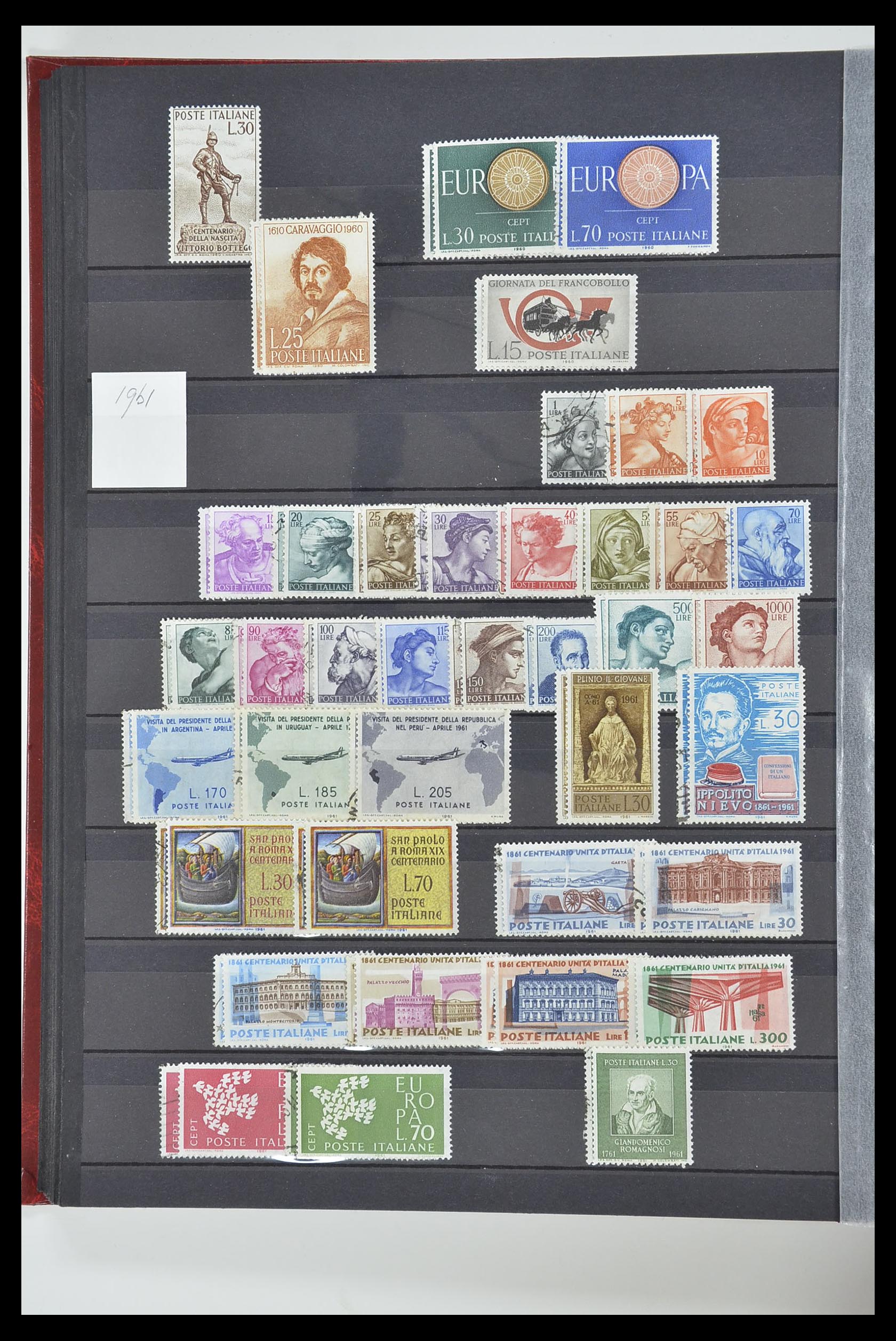 33758 020 - Postzegelverzameling 33758 Italië 1861-2011.