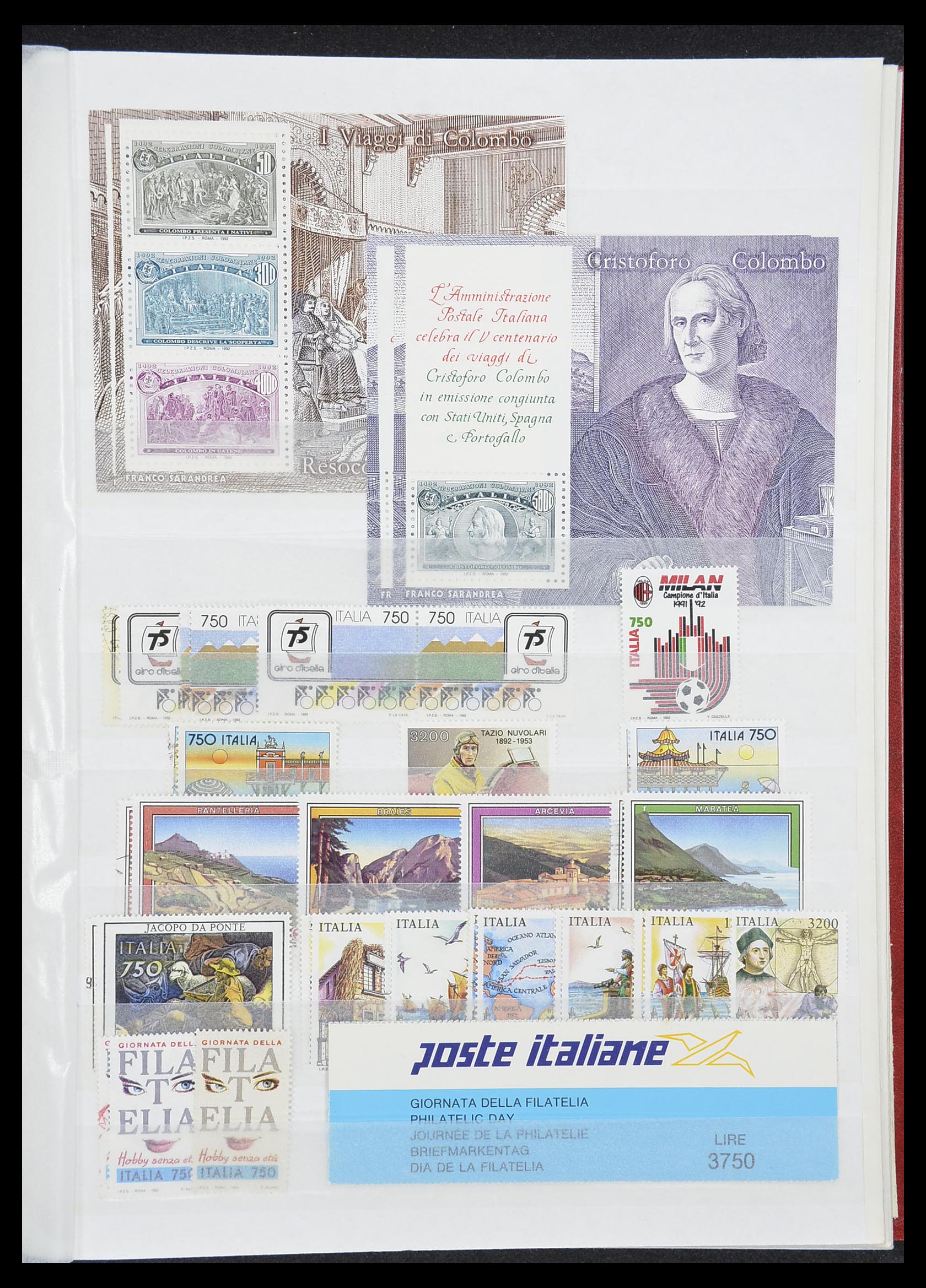 33758 077 - Postzegelverzameling 33758 Italië 1861-2011.
