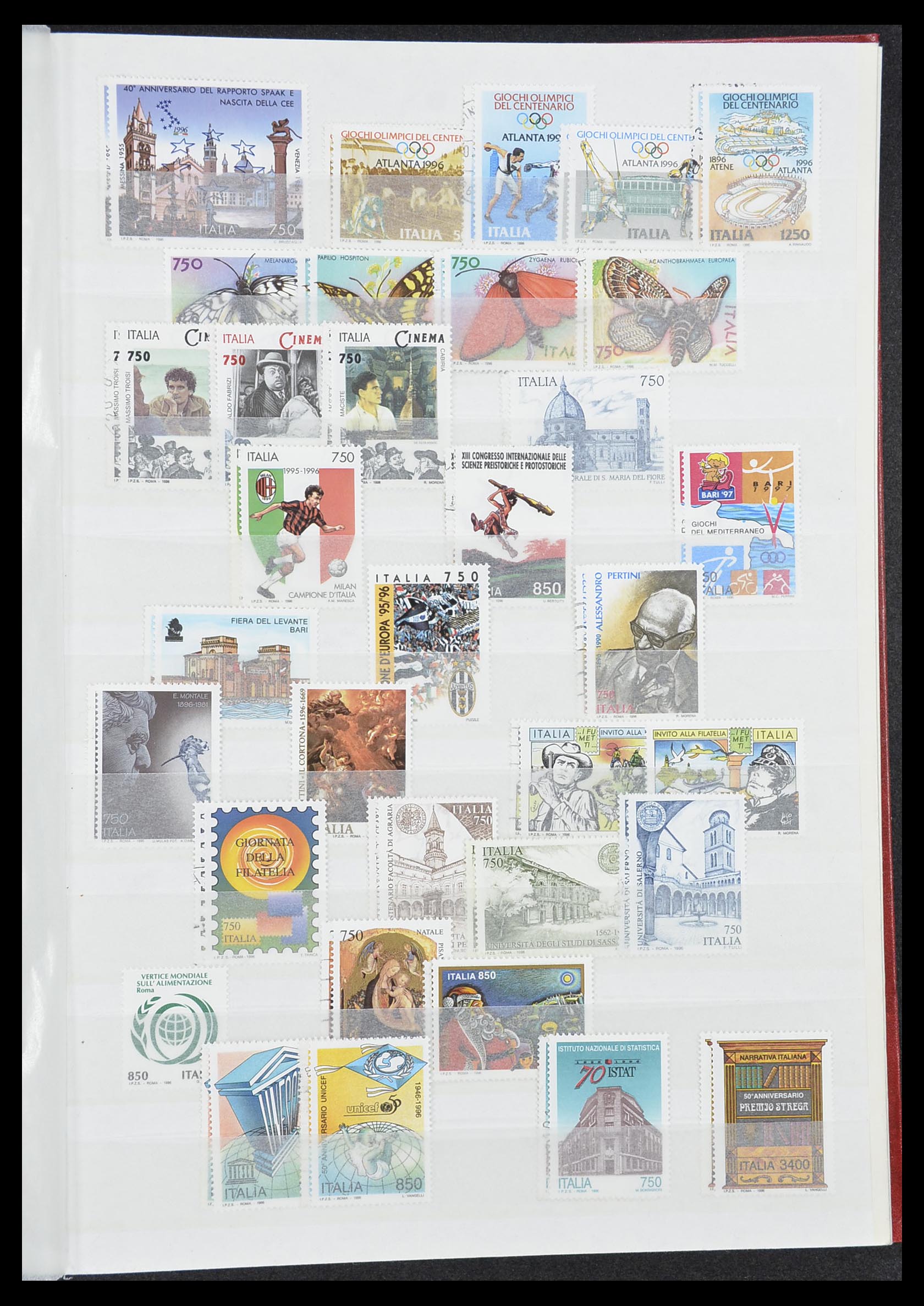 33758 085 - Postzegelverzameling 33758 Italië 1861-2011.