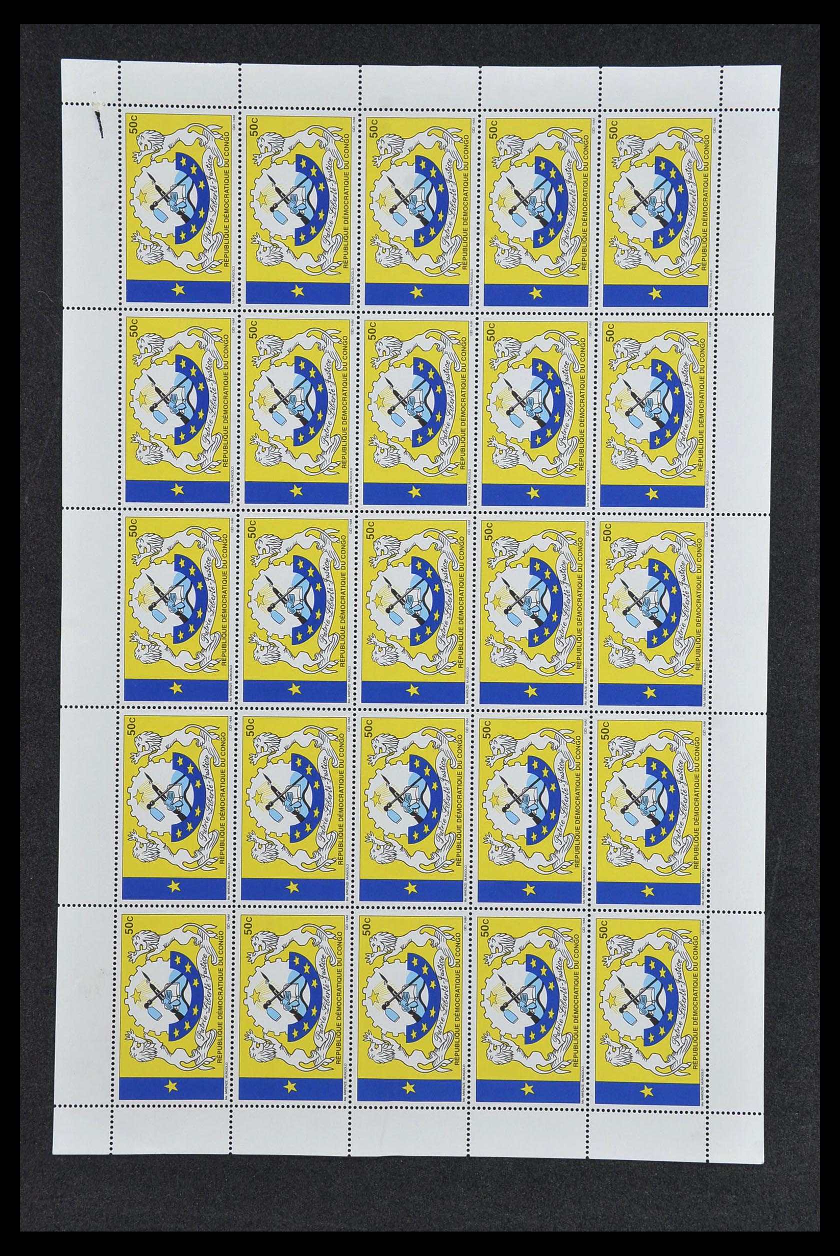 33763 124 - Stamp collection 33763 Belgium 1919-1983.