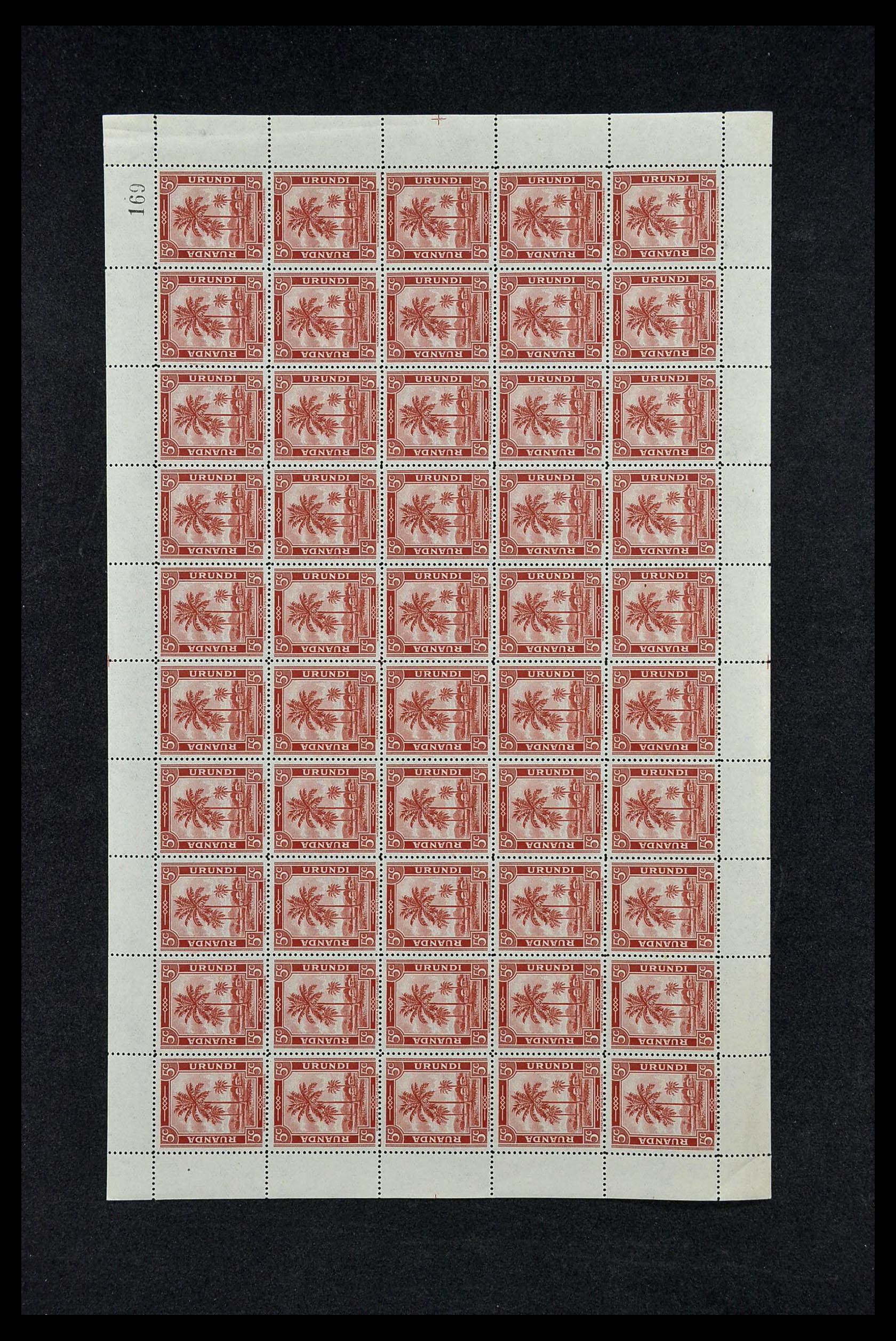 33763 141 - Stamp collection 33763 Belgium 1919-1983.