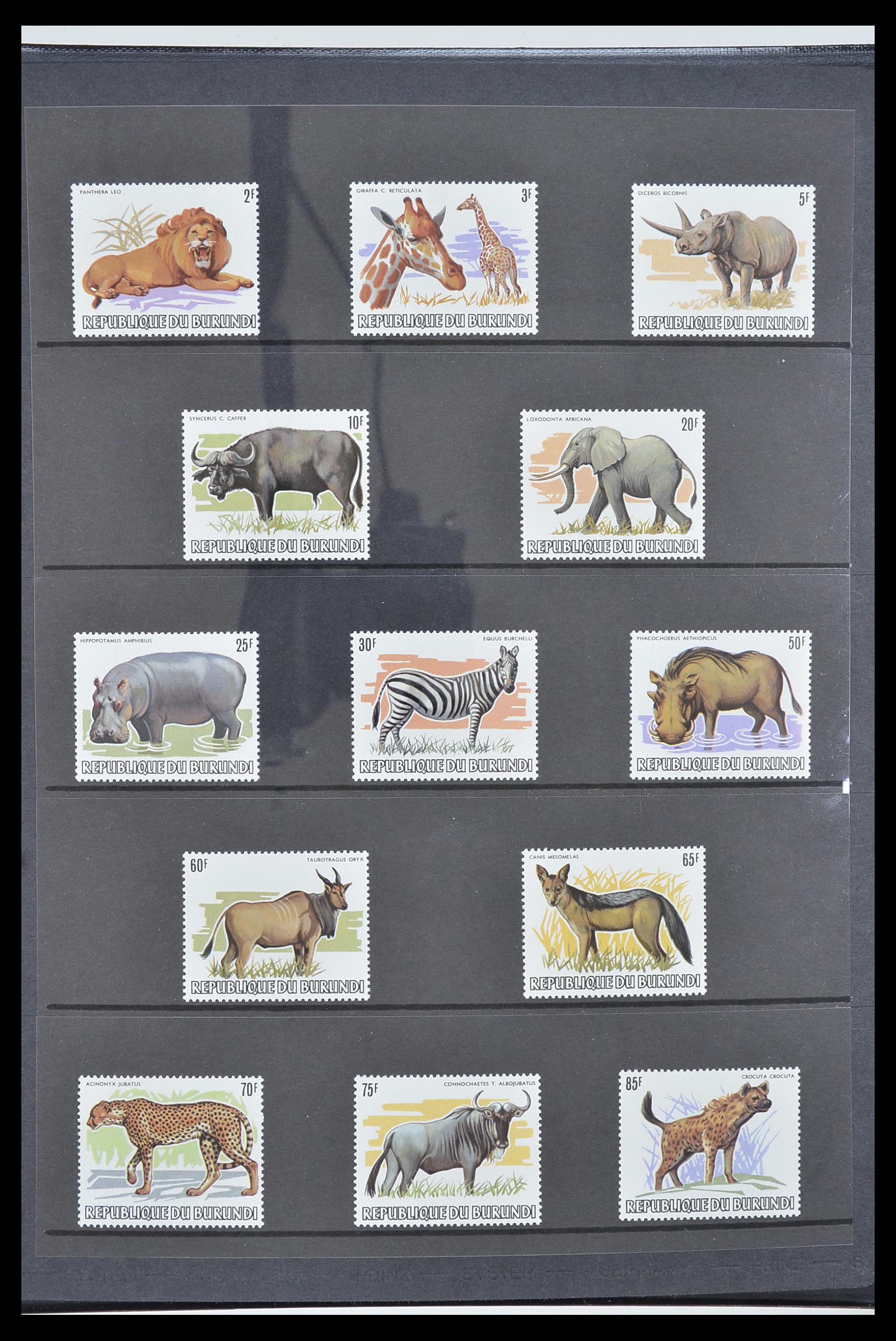 33764 321 - Postzegelverzameling 33764 Burundi 1962-2004.