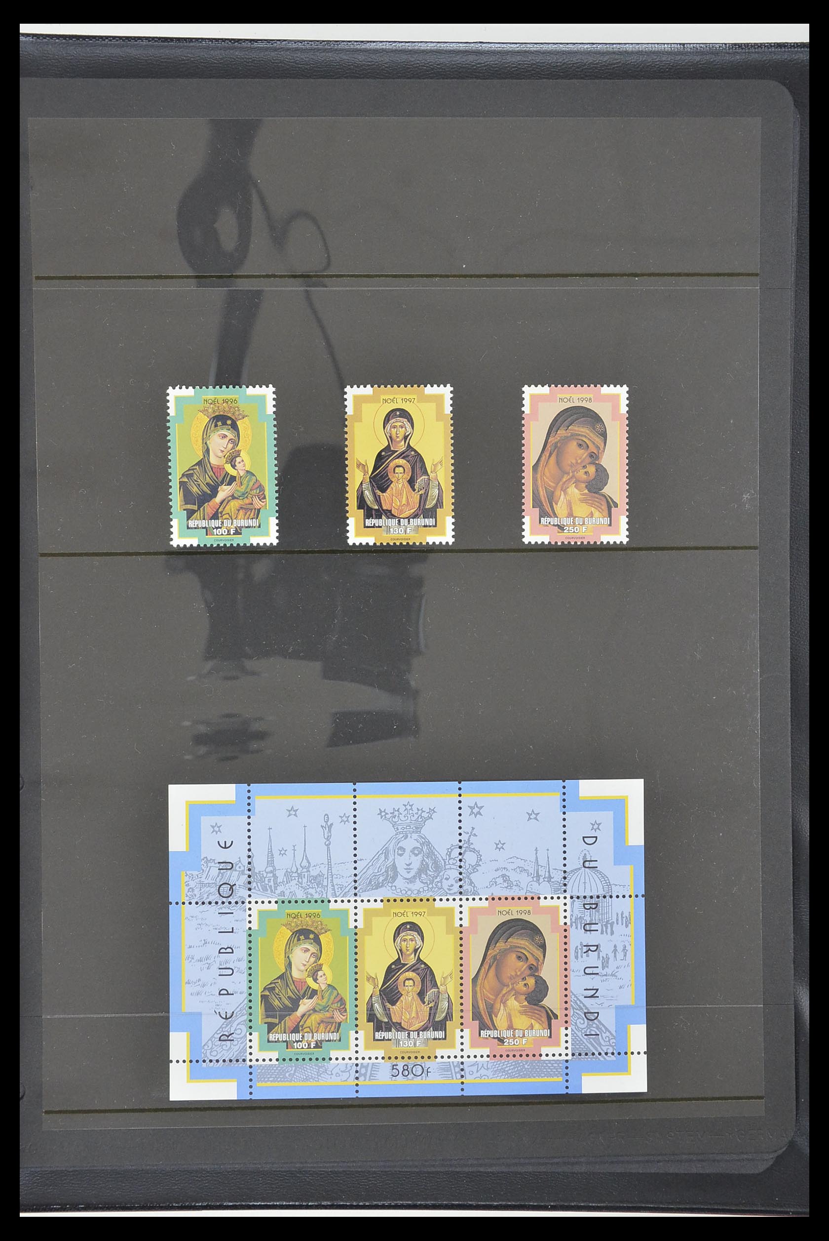 33764 365 - Postzegelverzameling 33764 Burundi 1962-2004.