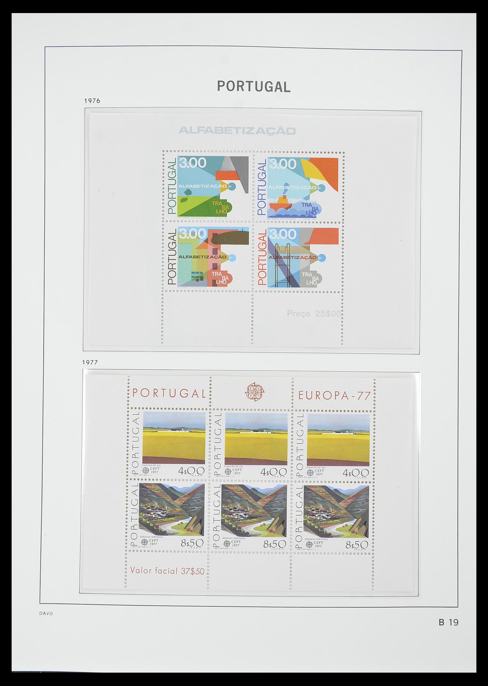 33780 064 - Postzegelverzameling 33780 Portugal 1945-2010.