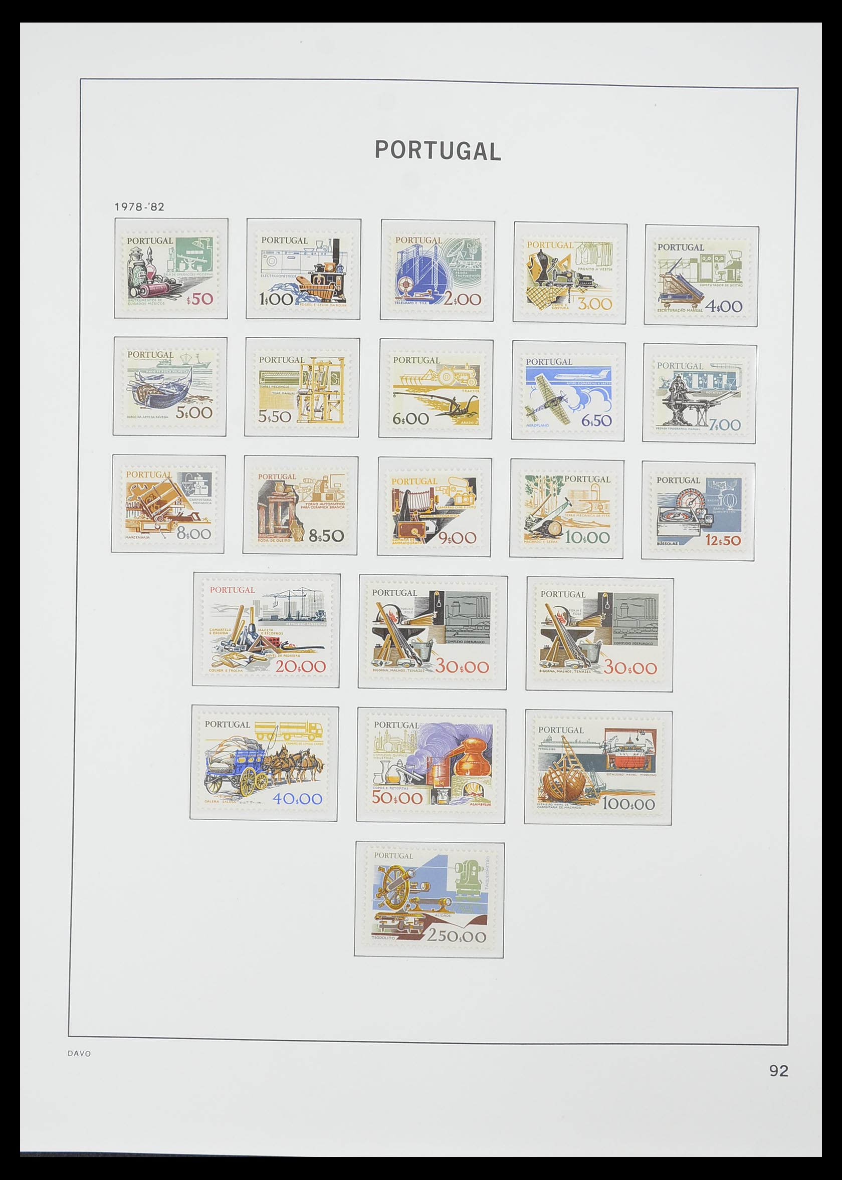 33780 069 - Postzegelverzameling 33780 Portugal 1945-2010.