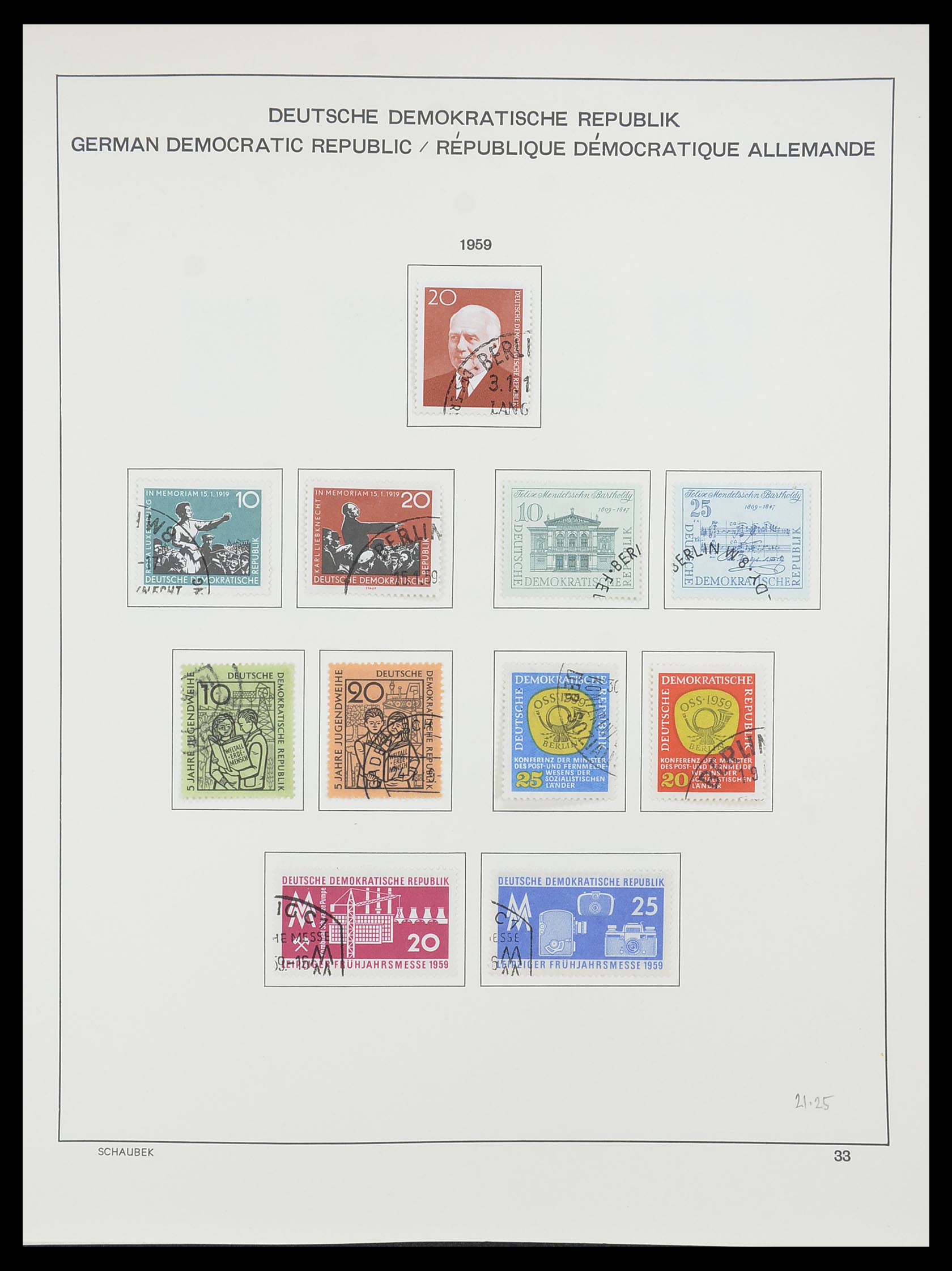 33782 033 - Stamp collection 33782 DDR 1949-1990.