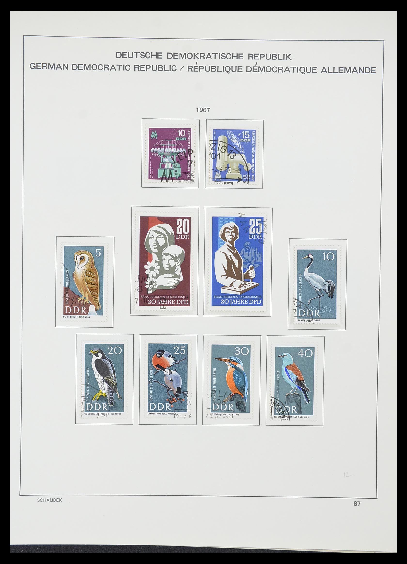33782 100 - Stamp collection 33782 DDR 1949-1990.