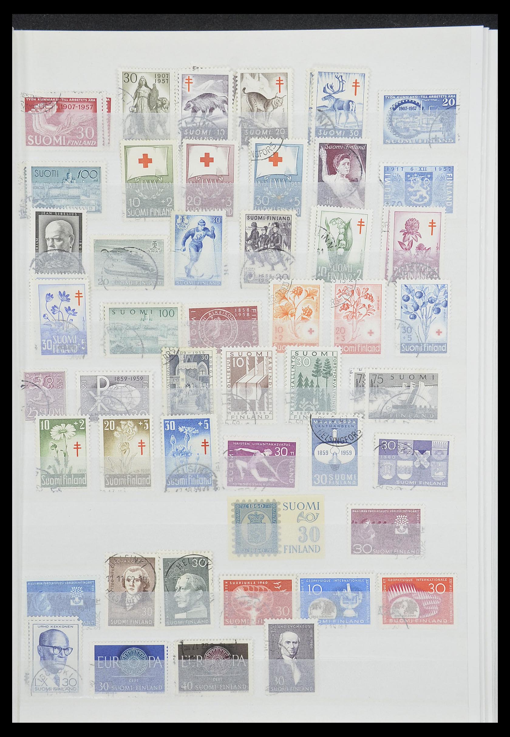 33818 011 - Postzegelverzameling 33818 Finland 1875-2014.