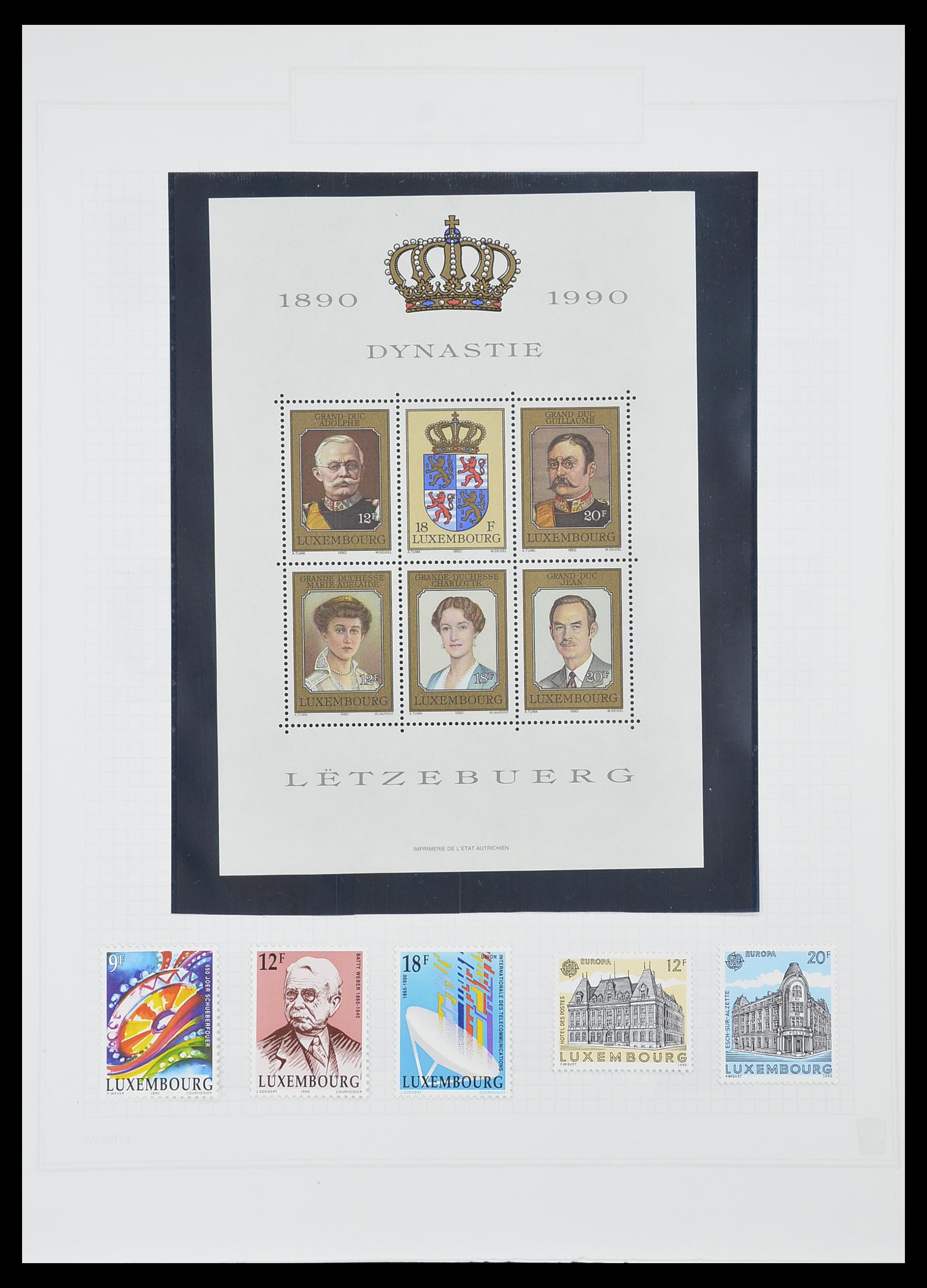 33820 066 - Stamp collection 33820 Luxembourg 1880-2000.
