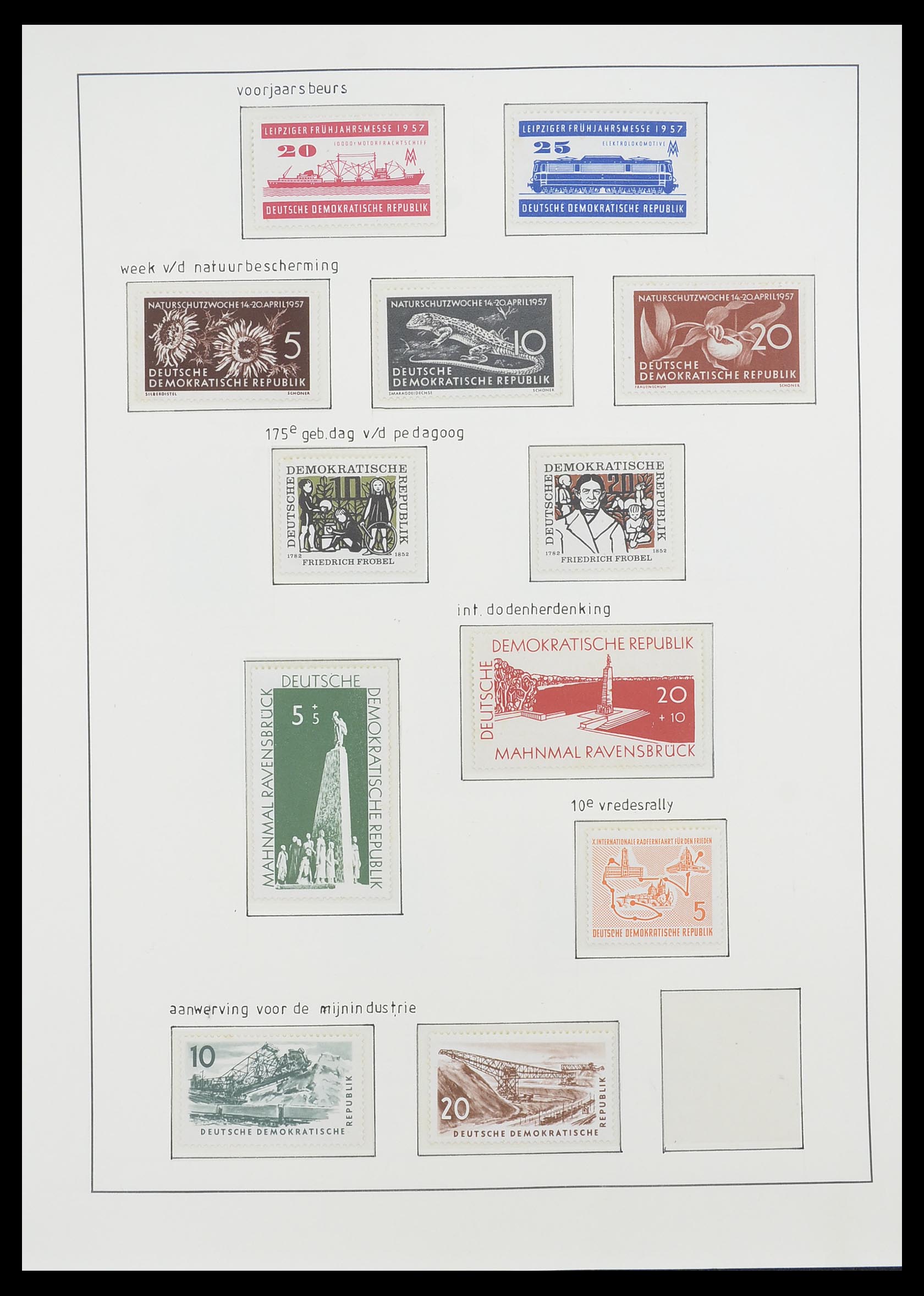 33824 051 - Stamp collection 33824 DDR 1949-1990.