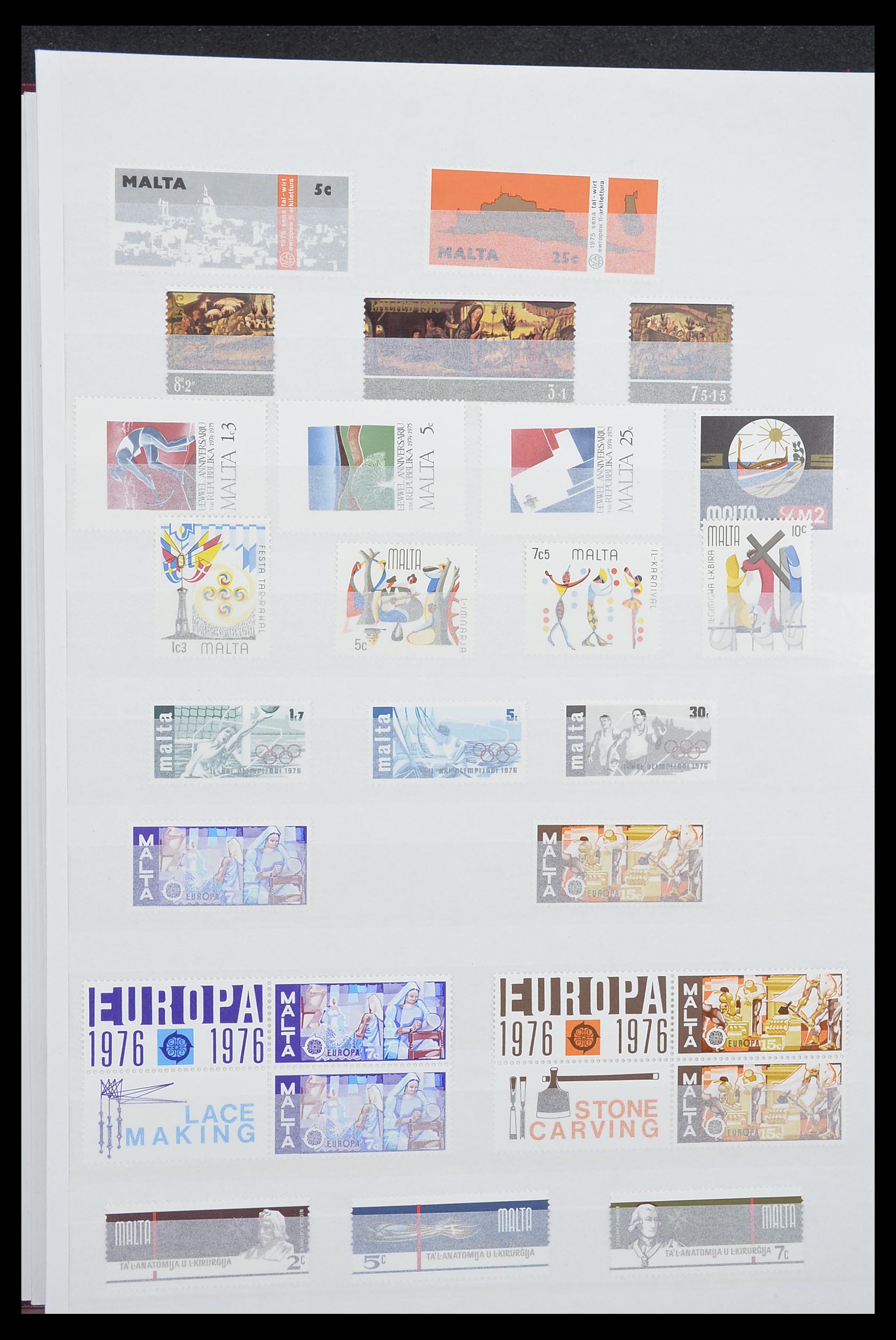 33827 010 - Postzegelverzameling 33827 Malta 1964-2015.