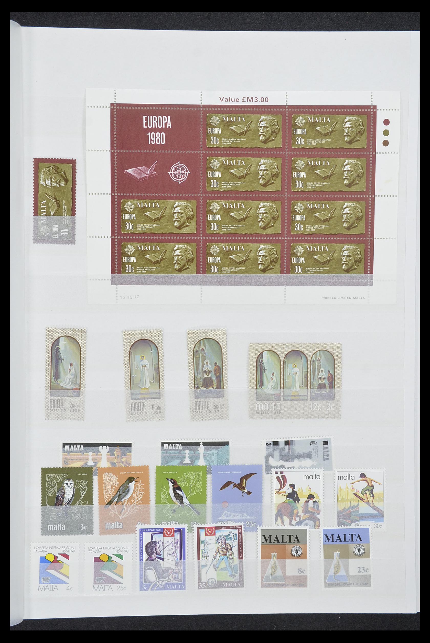 33827 015 - Postzegelverzameling 33827 Malta 1964-2015.