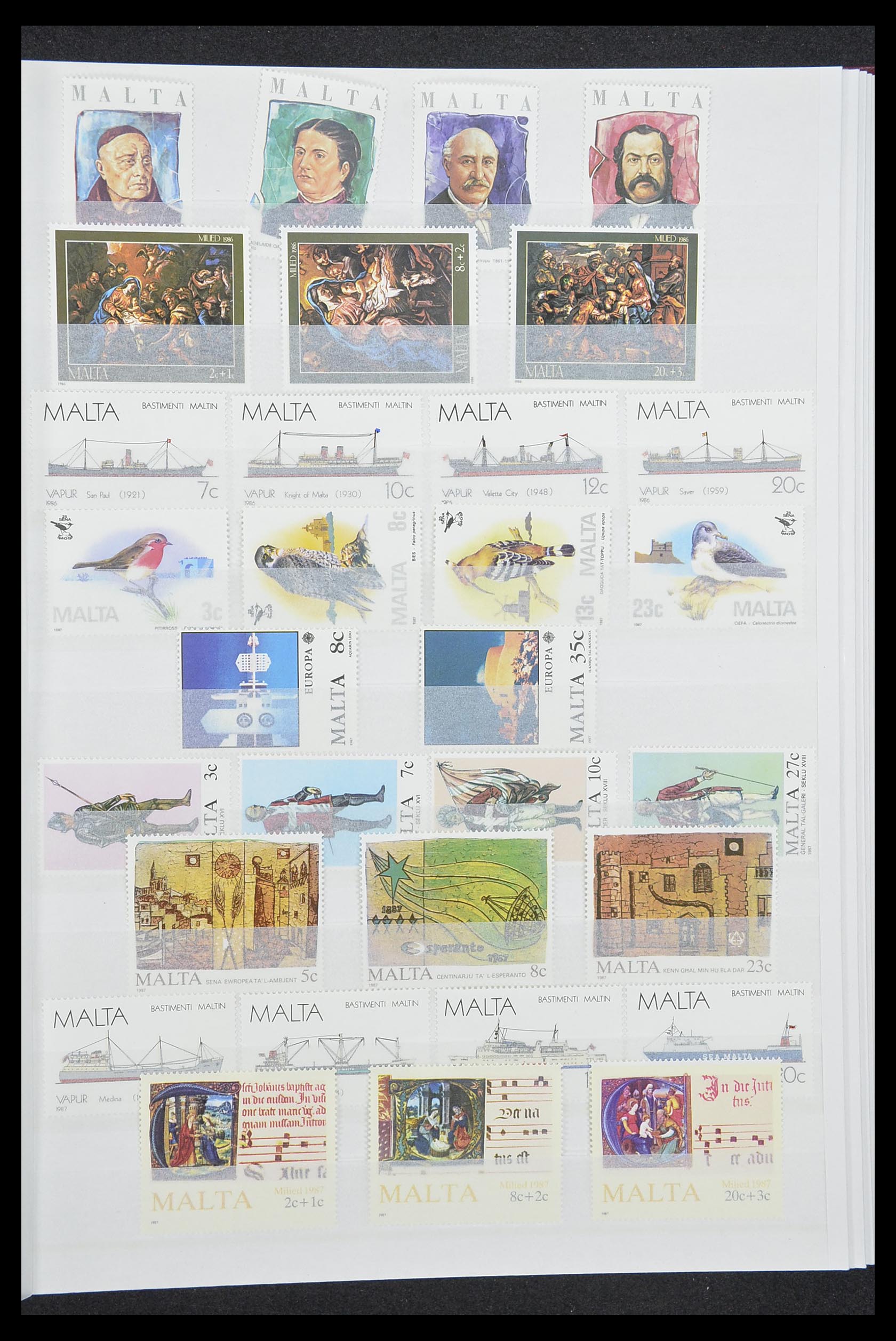 33827 021 - Postzegelverzameling 33827 Malta 1964-2015.