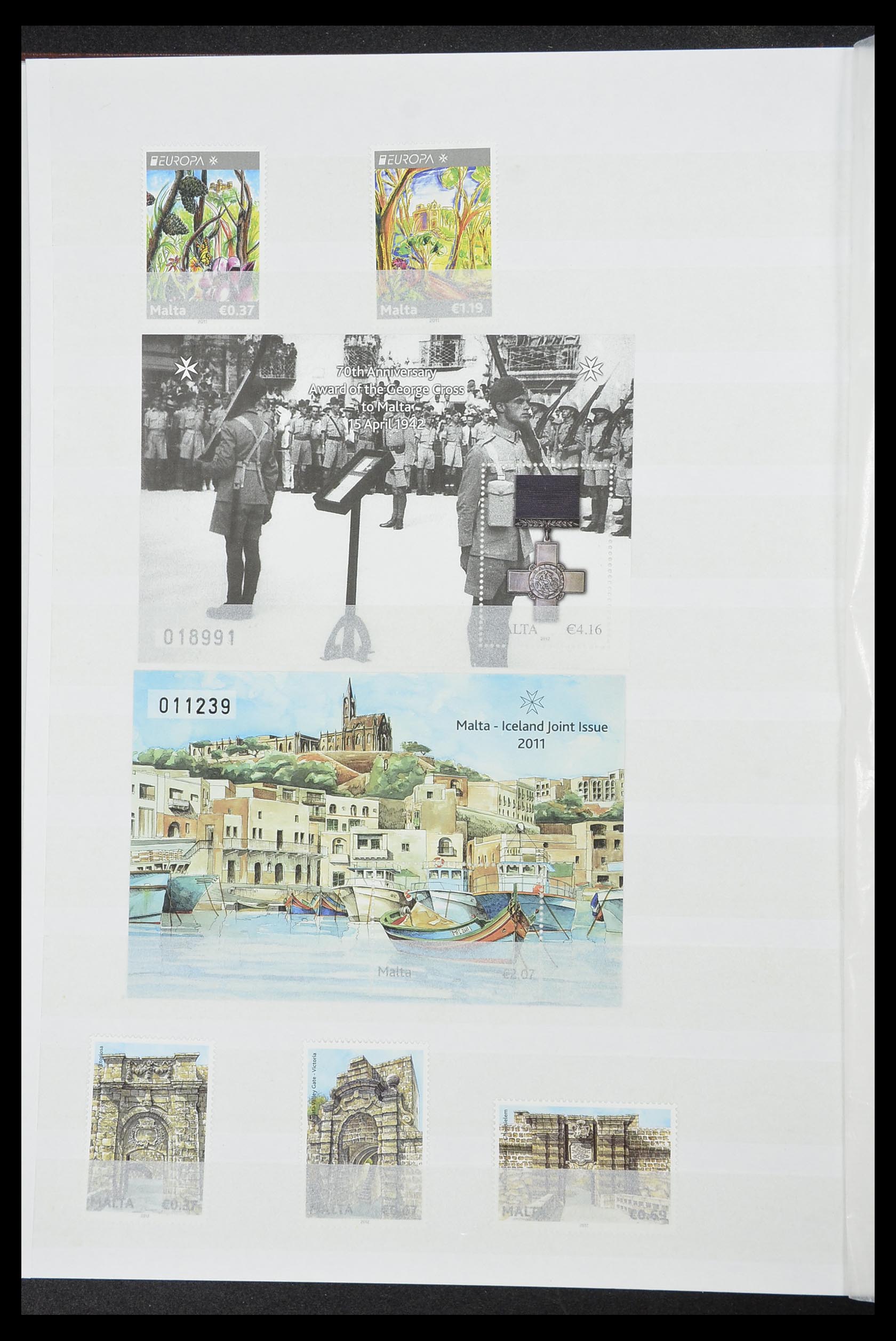 33827 067 - Stamp collection 33827 Malta 1964-2015.