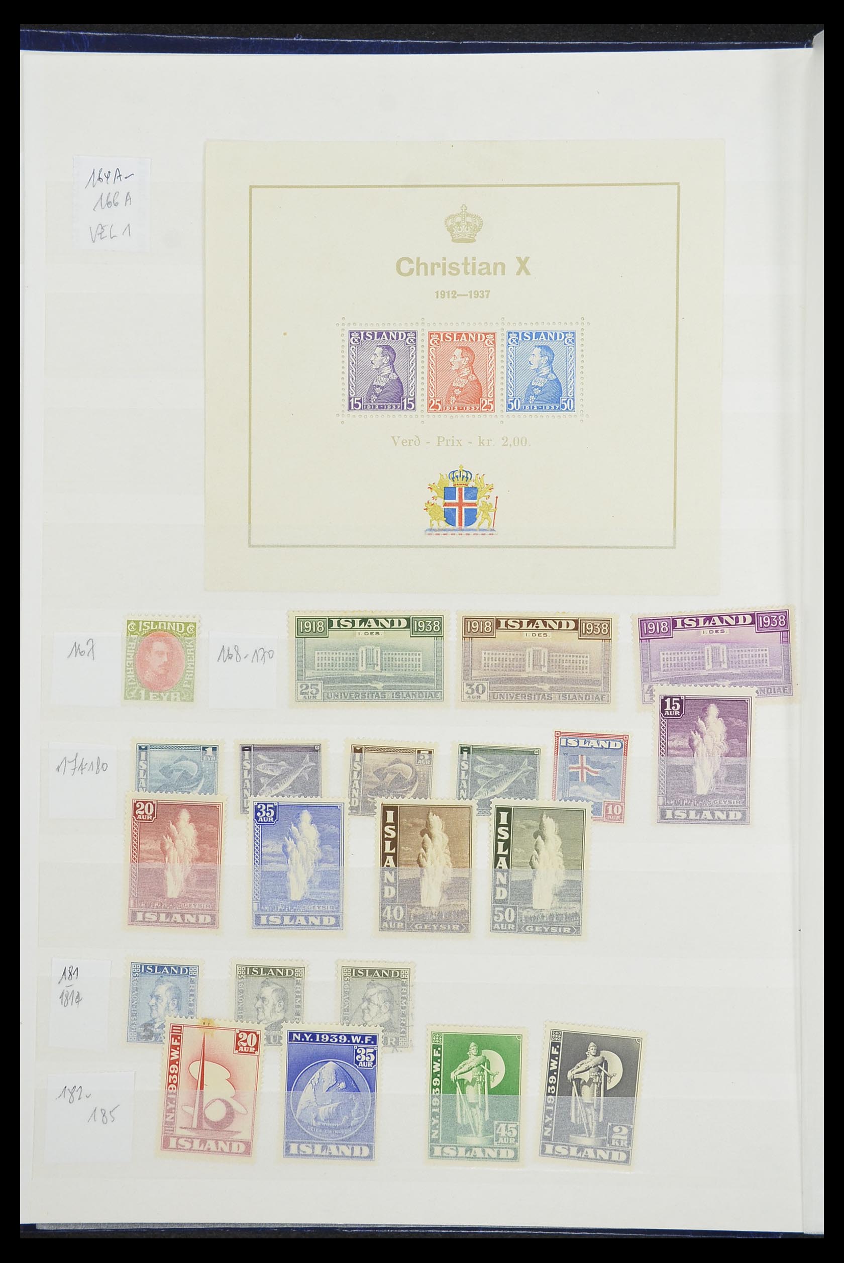 33854 004 - Stamp collection 33854 Iceland 1876-2005.