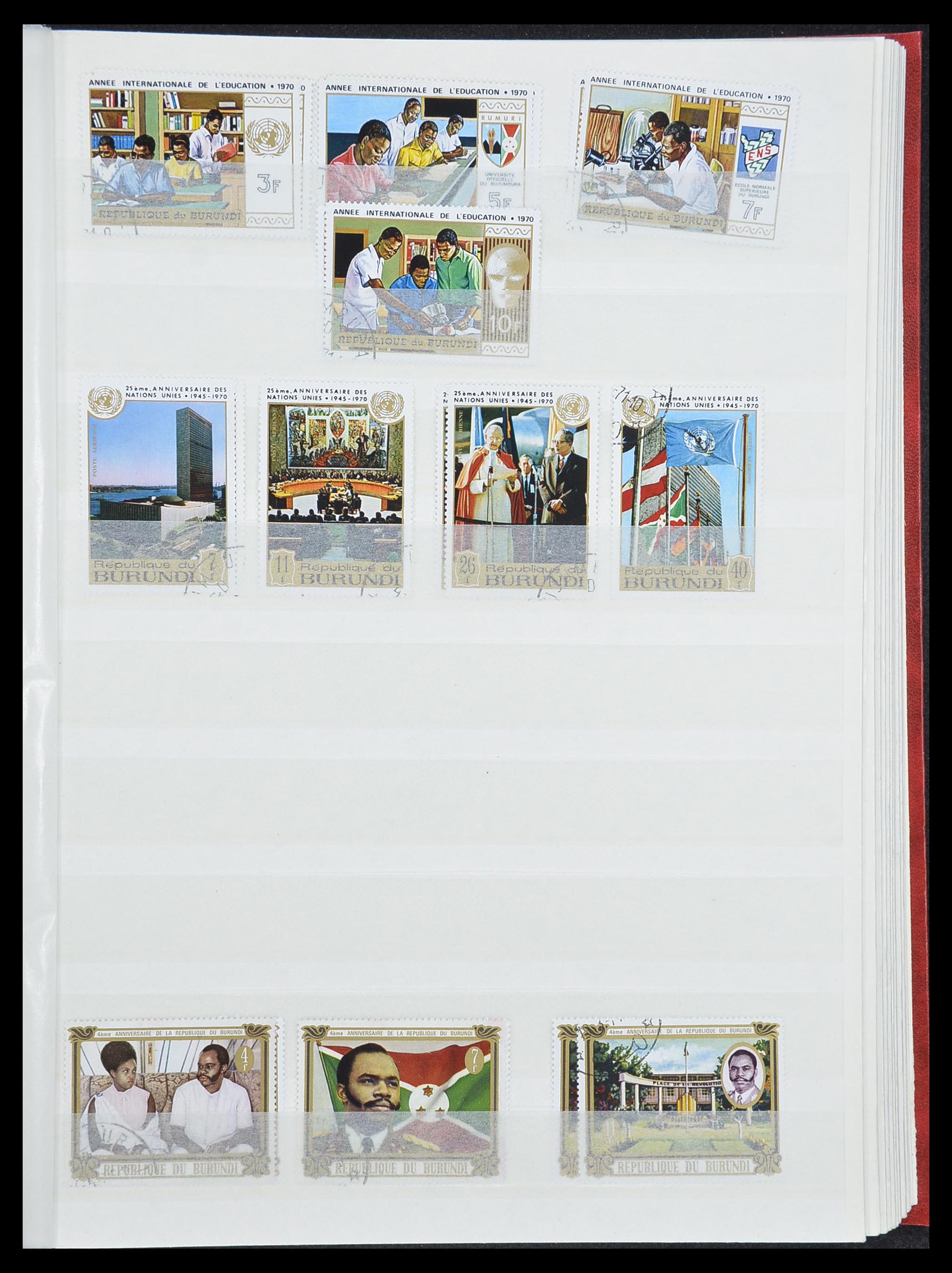 33855 039 - Postzegelverzameling 33855 Burundi 1962-1974.