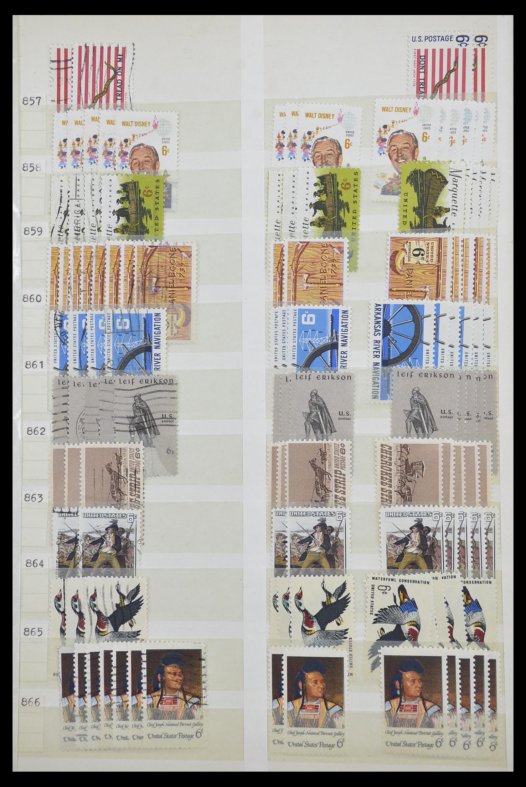 33857 025 - Stamp collection 33857 USA 1959-1988.