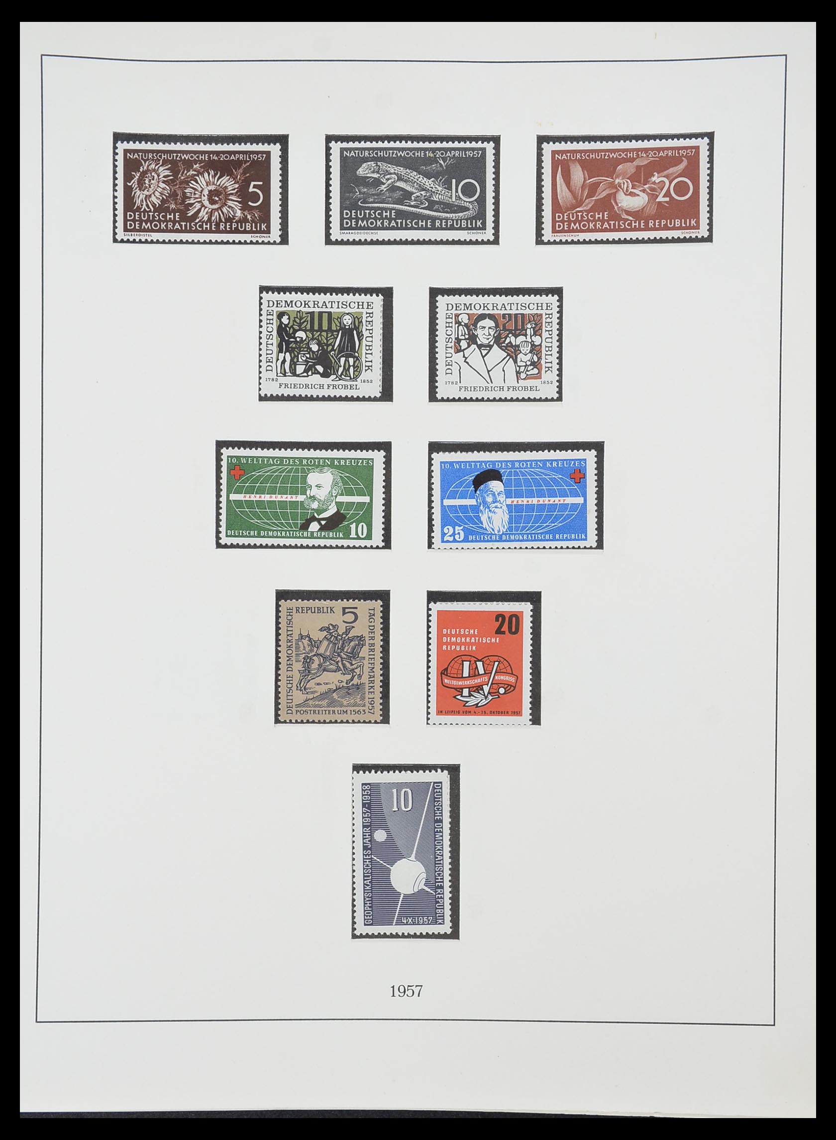 33868 031 - Stamp collection 33868 DDR 1949-1977.