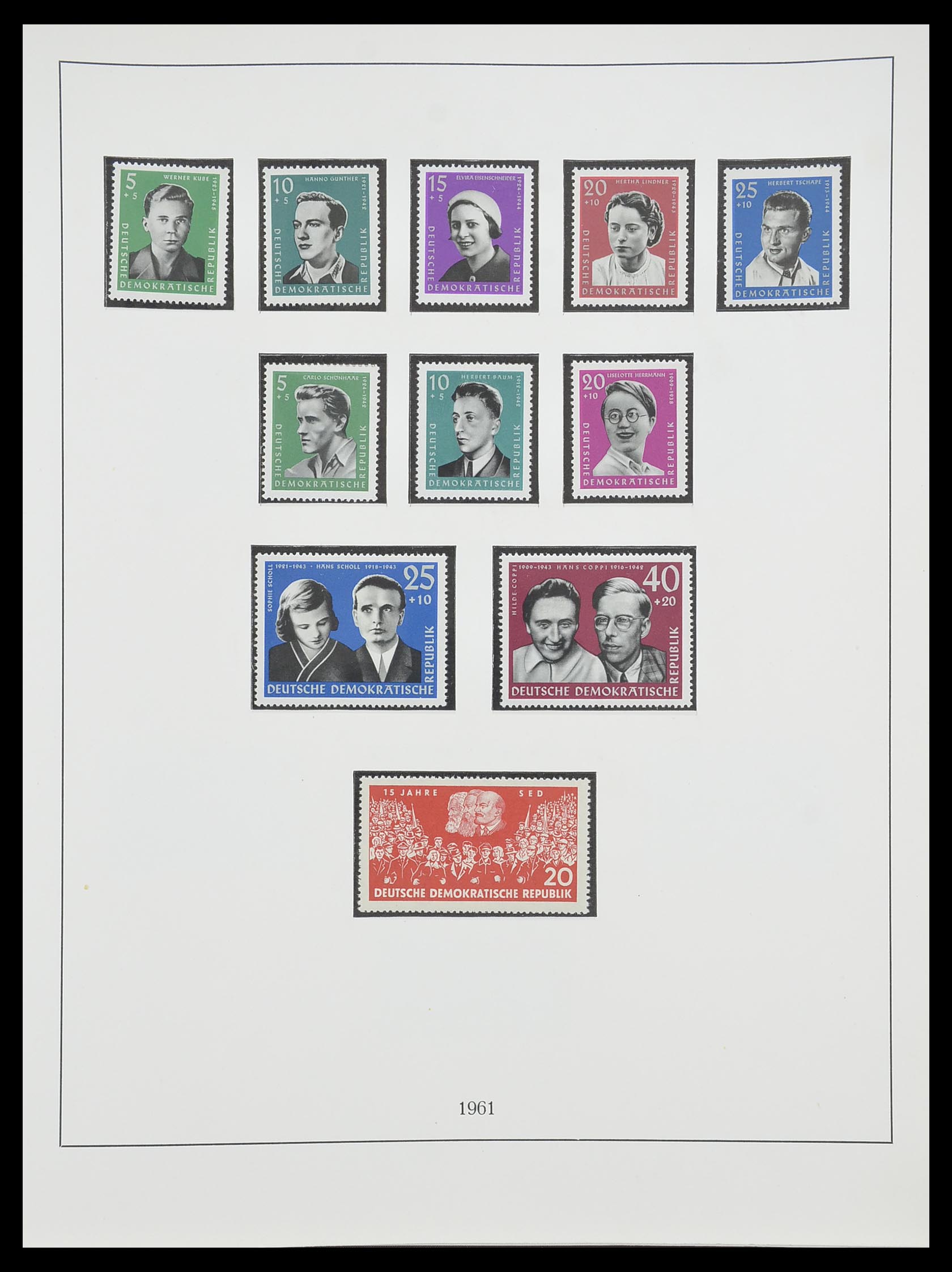 33868 053 - Stamp collection 33868 DDR 1949-1977.