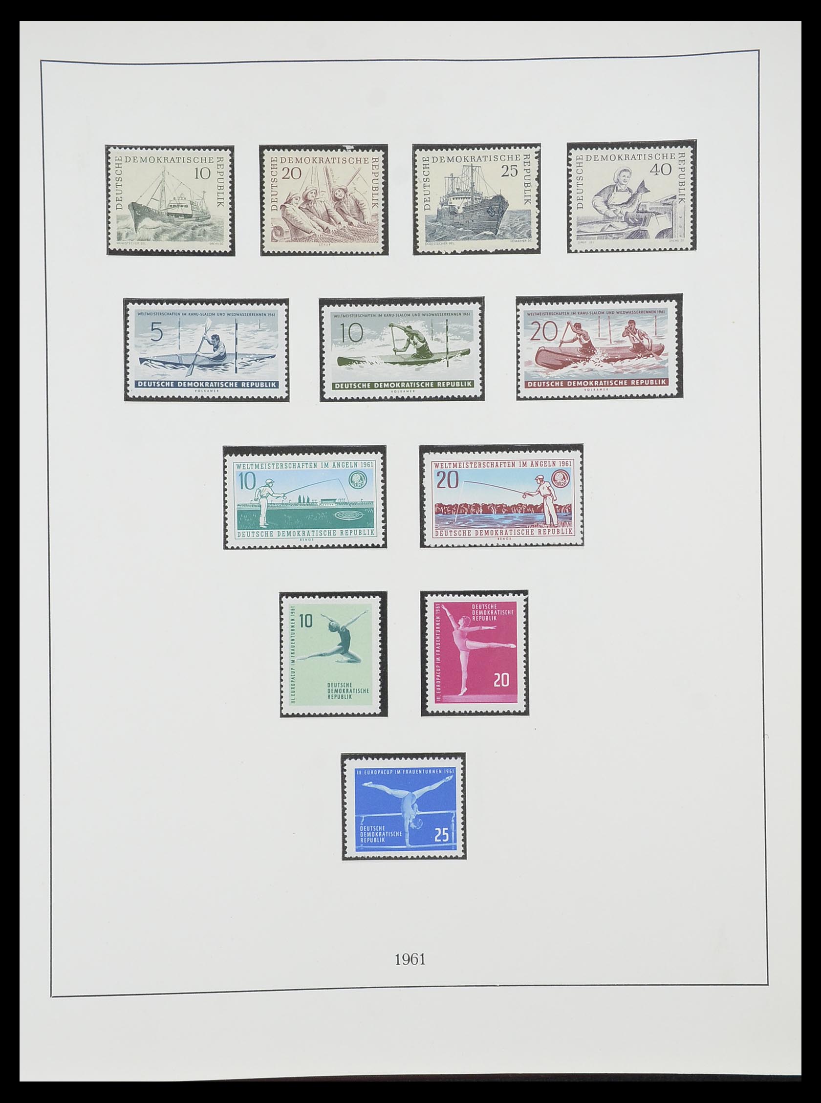 33868 055 - Stamp collection 33868 DDR 1949-1977.