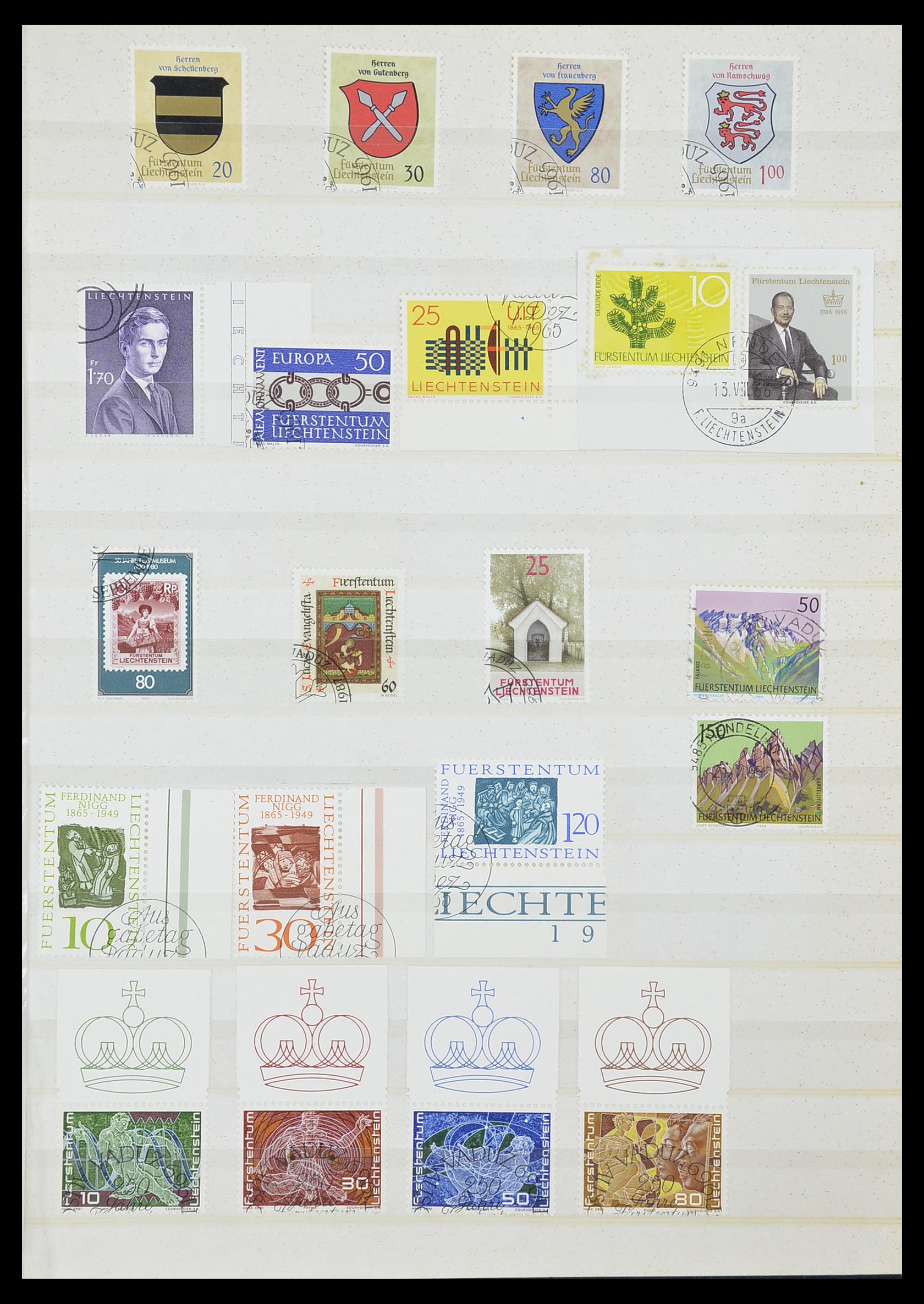 33884 007 - Stamp collection 33884 Liechtenstein 1920-2002.