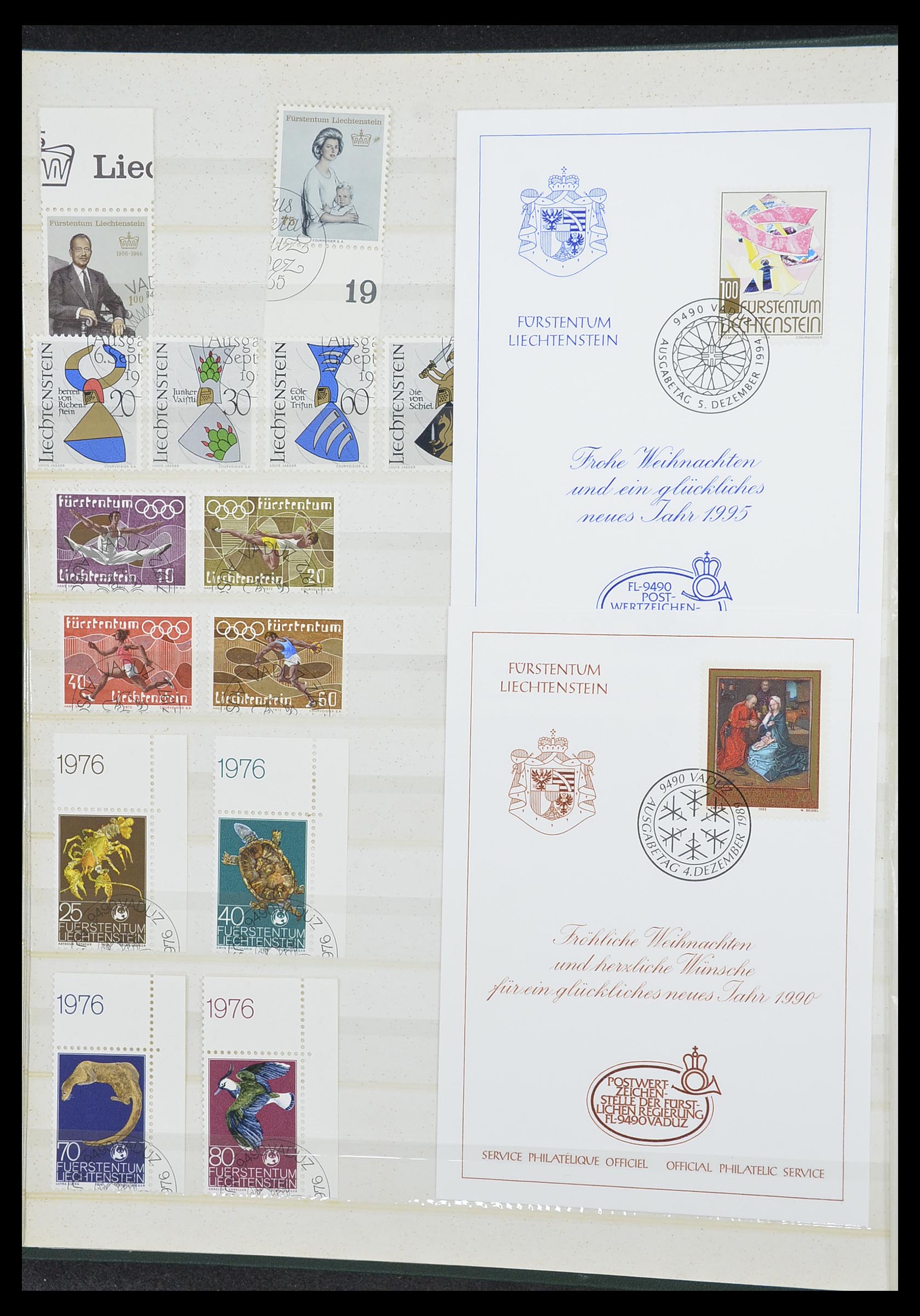 33884 008 - Stamp collection 33884 Liechtenstein 1920-2002.