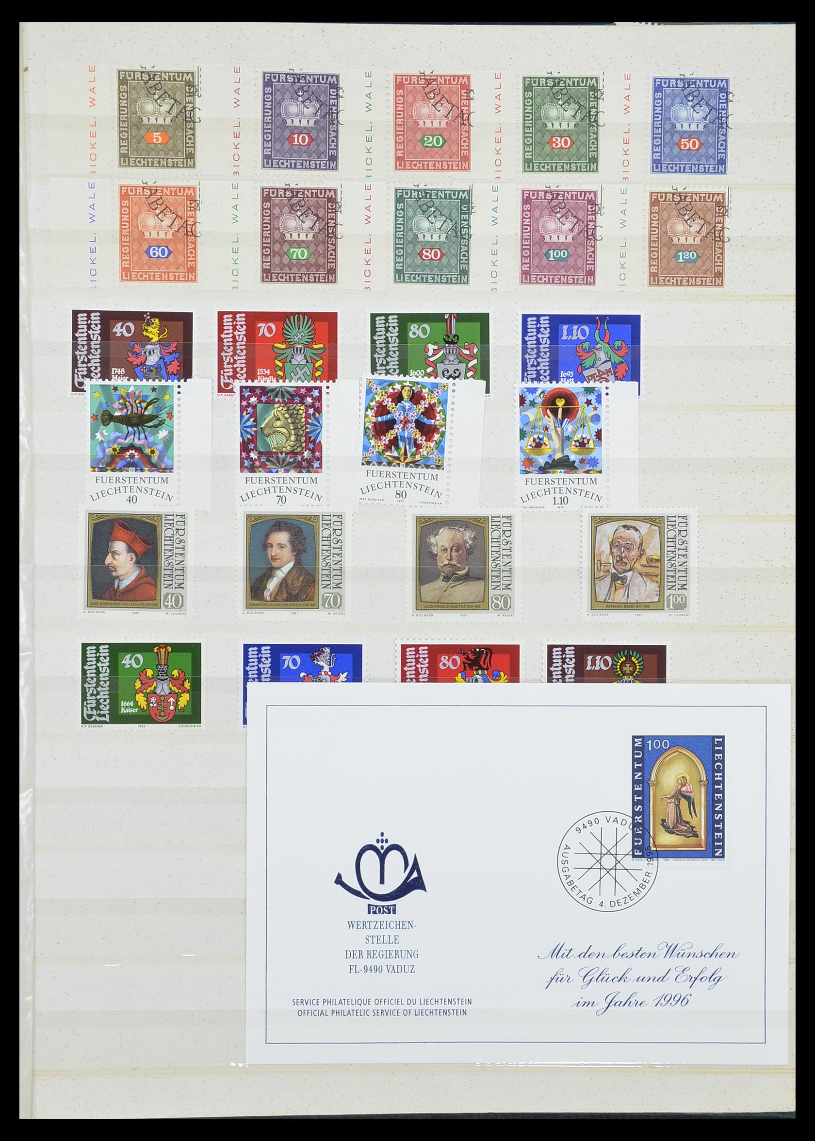 33884 015 - Stamp collection 33884 Liechtenstein 1920-2002.