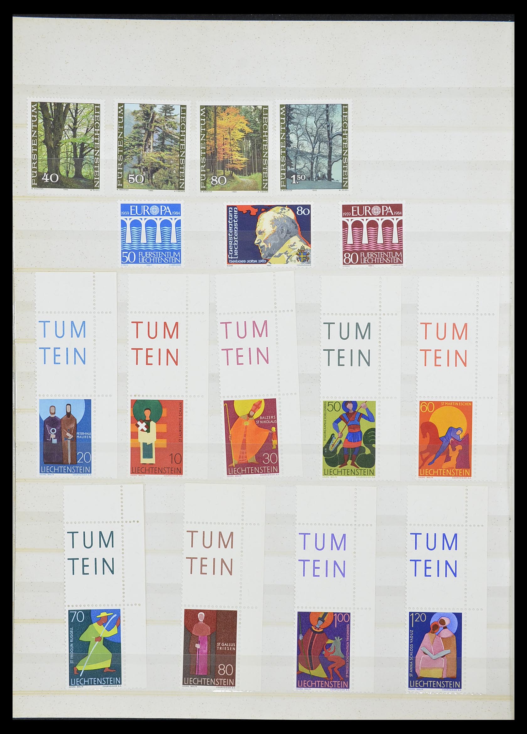 33884 022 - Stamp collection 33884 Liechtenstein 1920-2002.