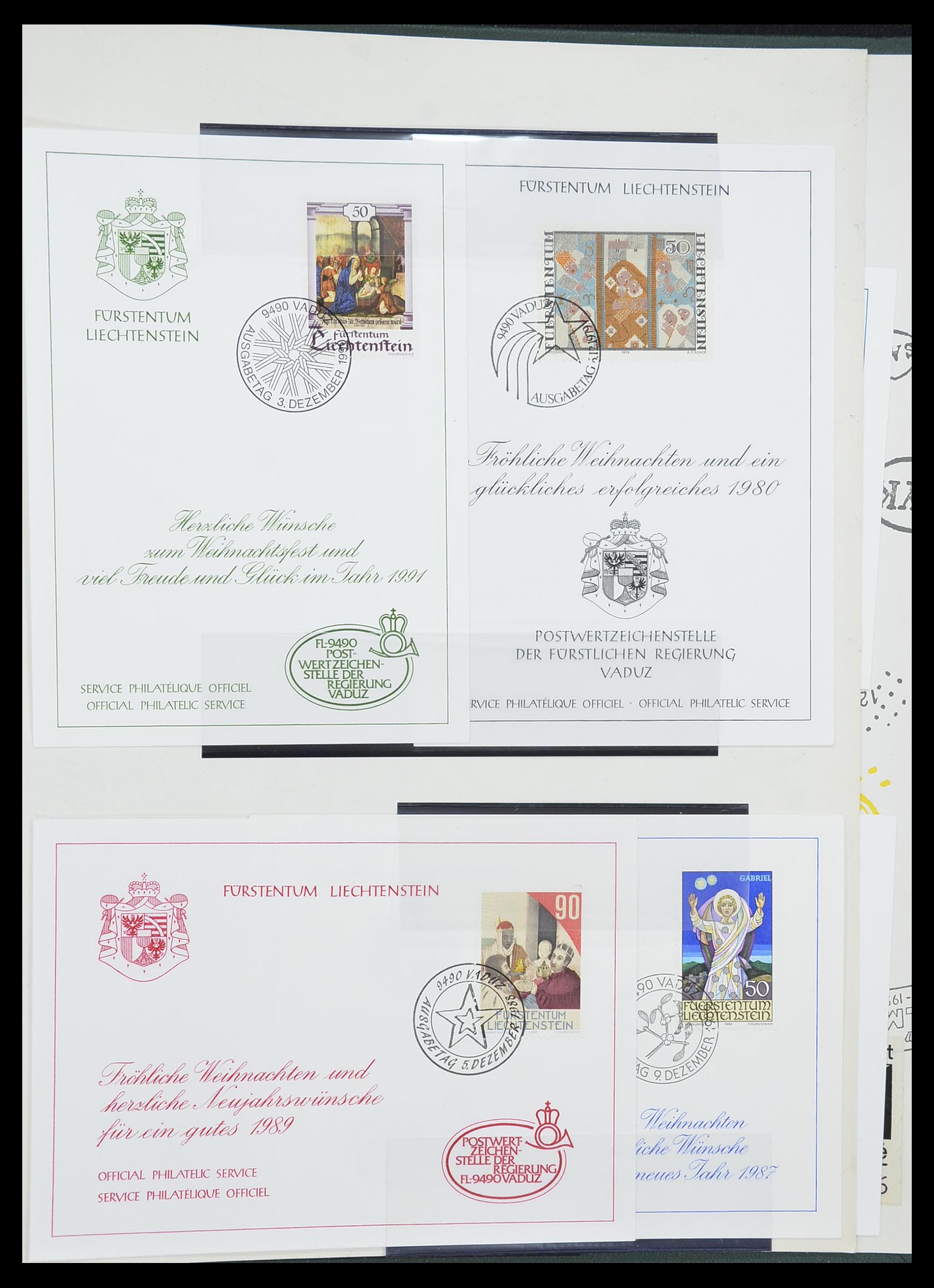 33884 032 - Stamp collection 33884 Liechtenstein 1920-2002.