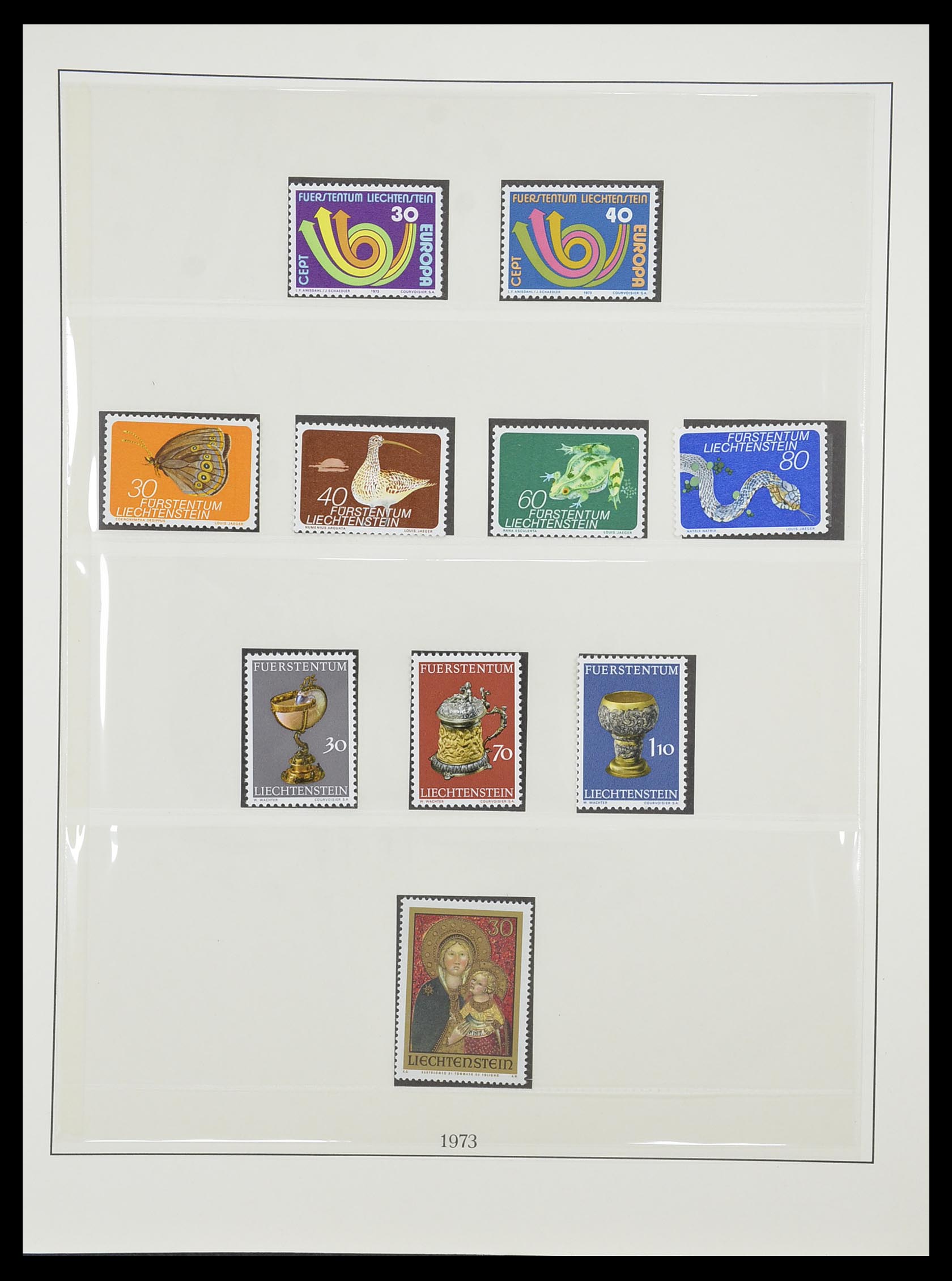 33884 043 - Stamp collection 33884 Liechtenstein 1920-2002.