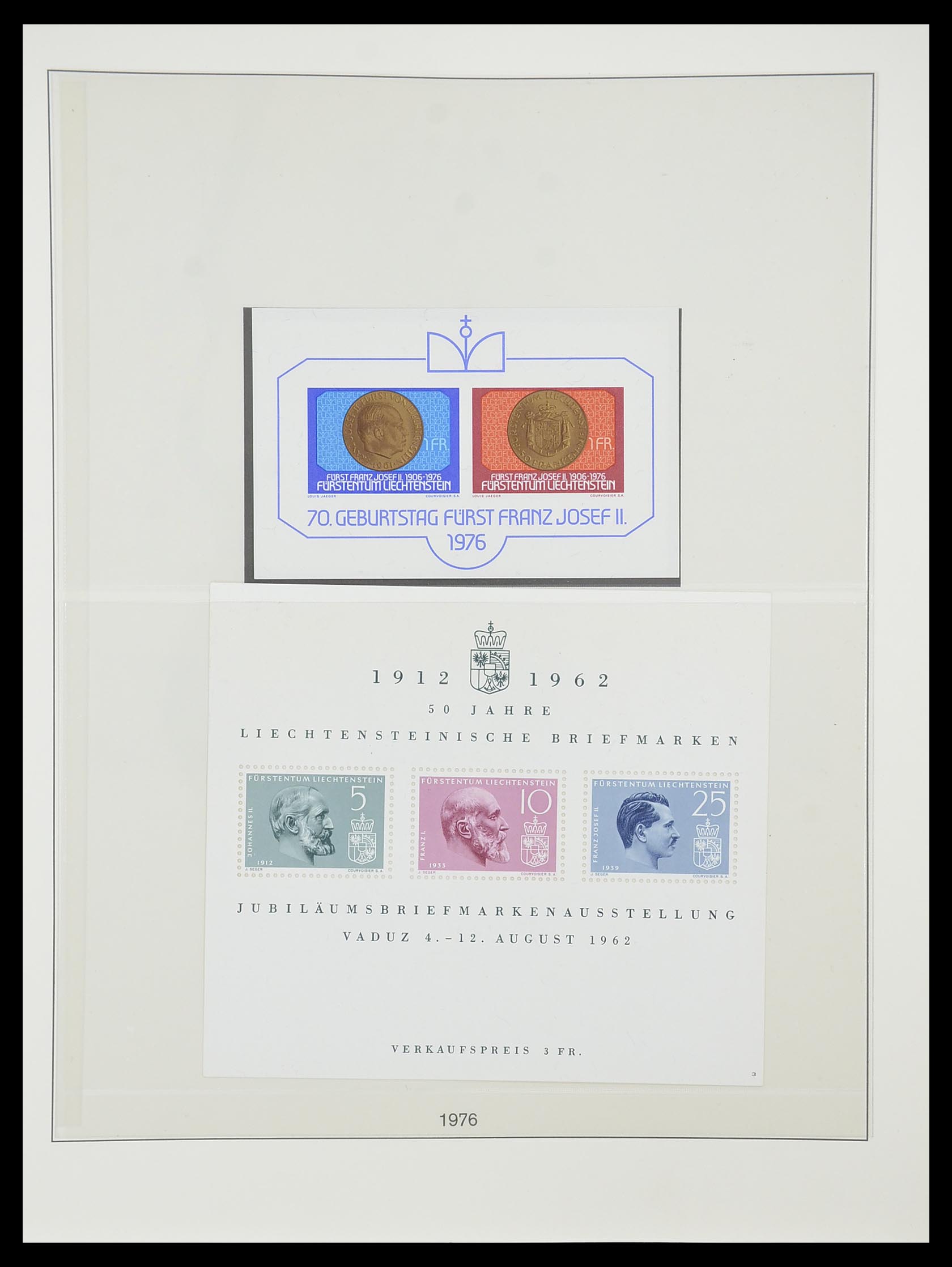 33884 050 - Stamp collection 33884 Liechtenstein 1920-2002.