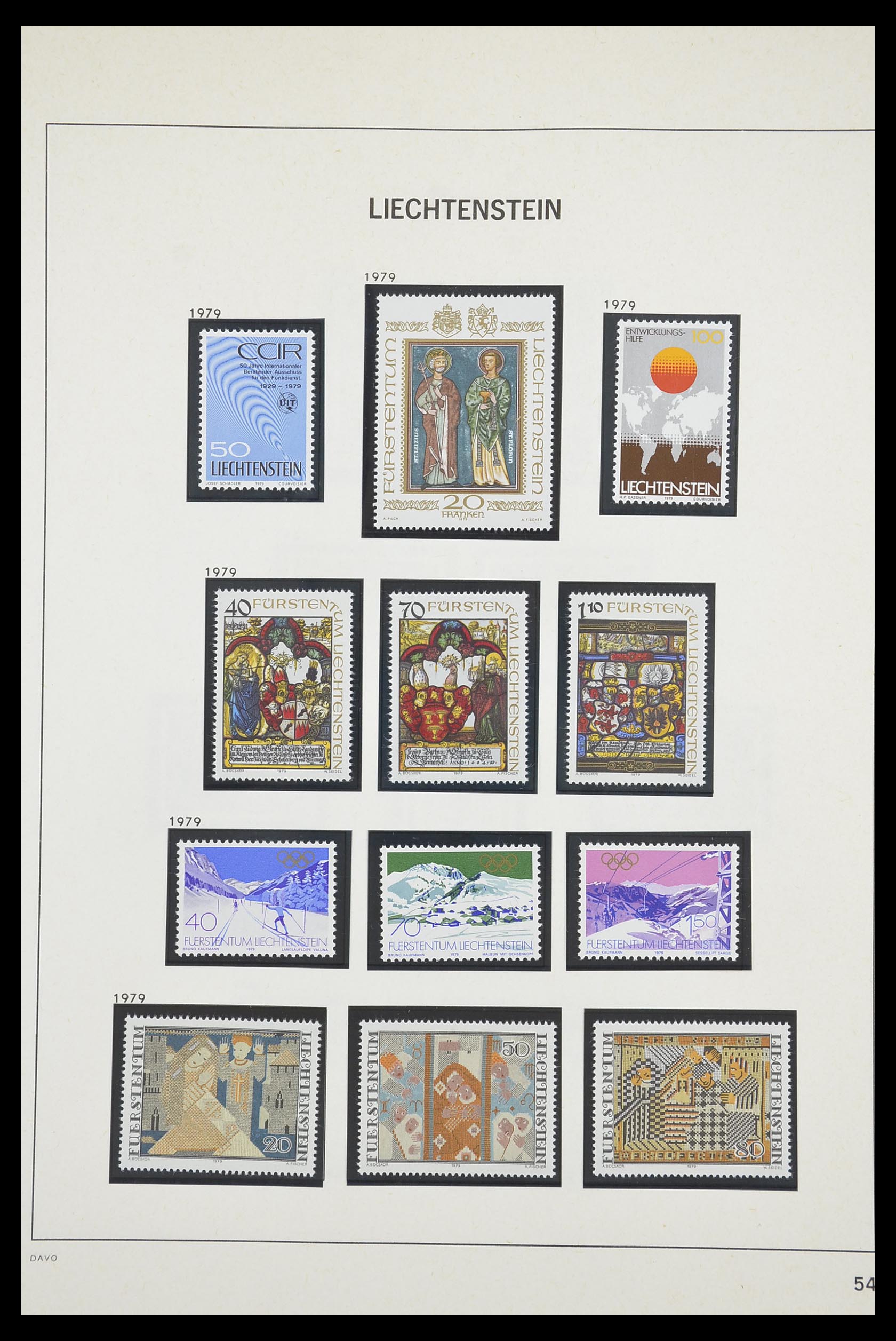33890 055 - Stamp collection 33890 Liechtenstein 1912-1986.