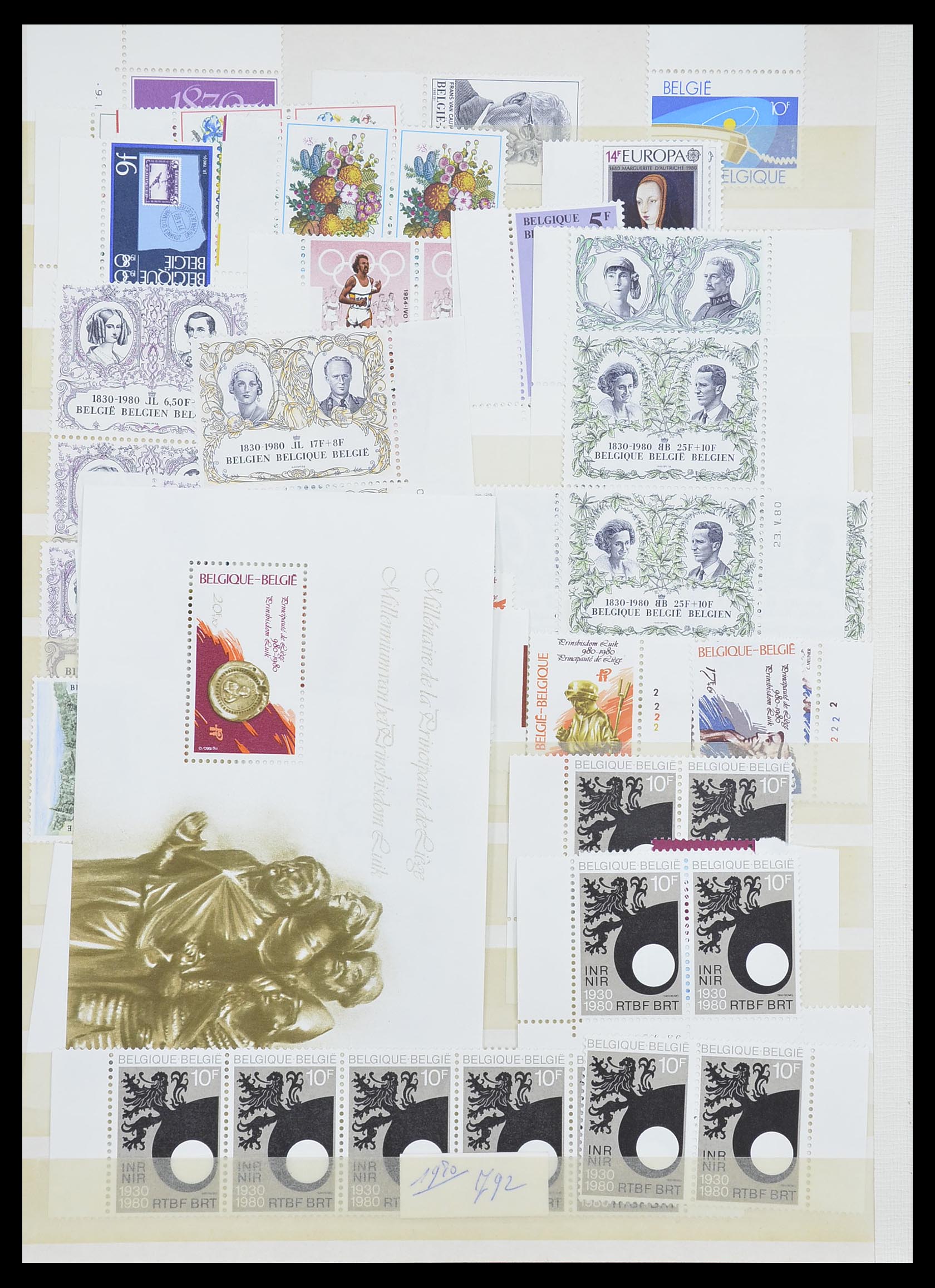 33899 085 - Postzegelverzameling 33899 België postfris 1965-2004.