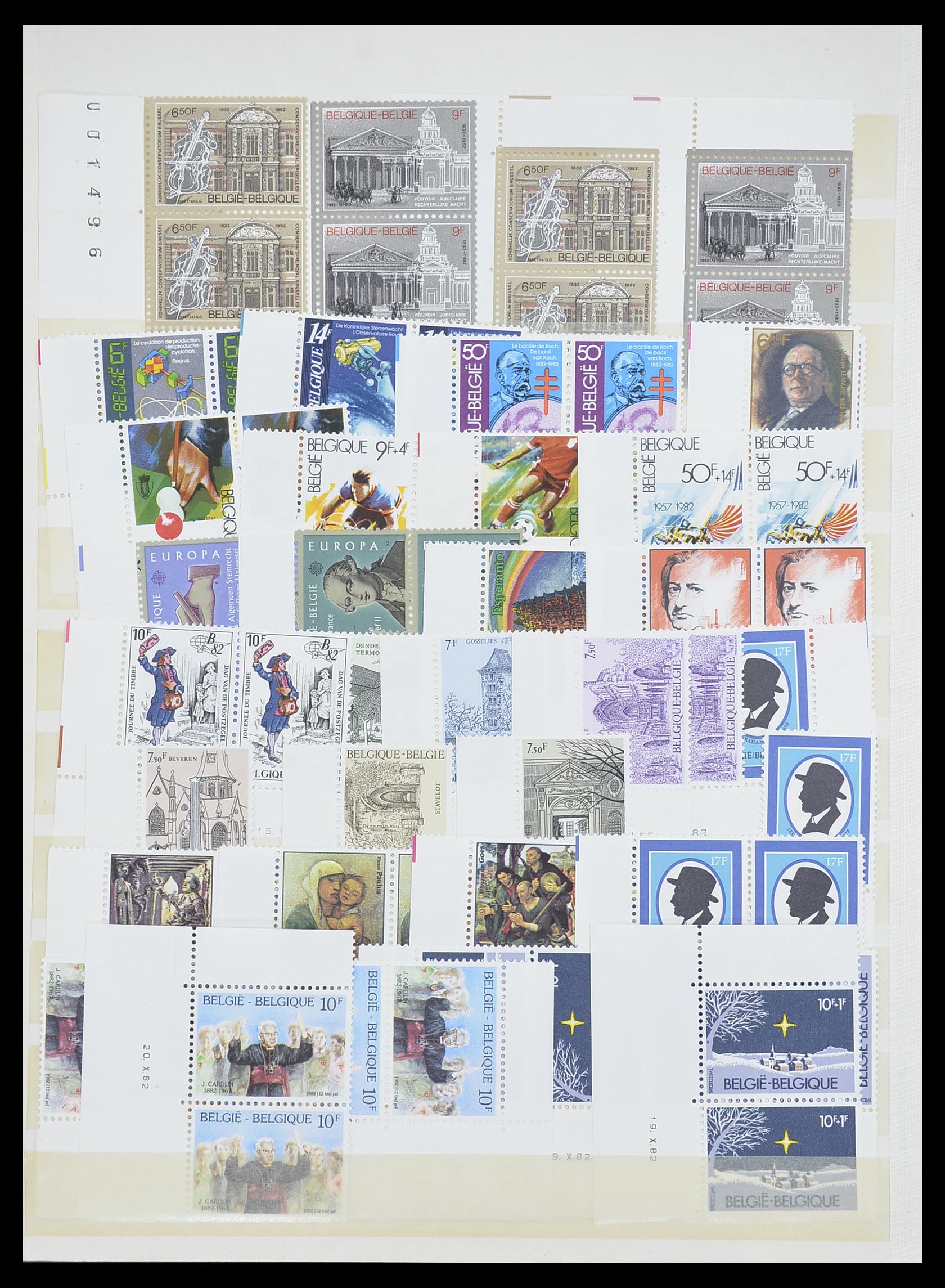 33899 089 - Postzegelverzameling 33899 België postfris 1965-2004.