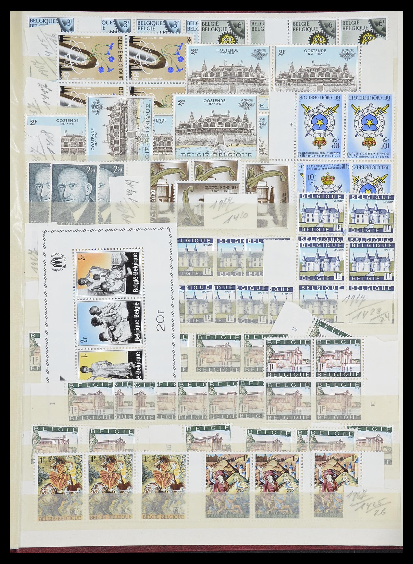 33899 102 - Postzegelverzameling 33899 België postfris 1965-2004.