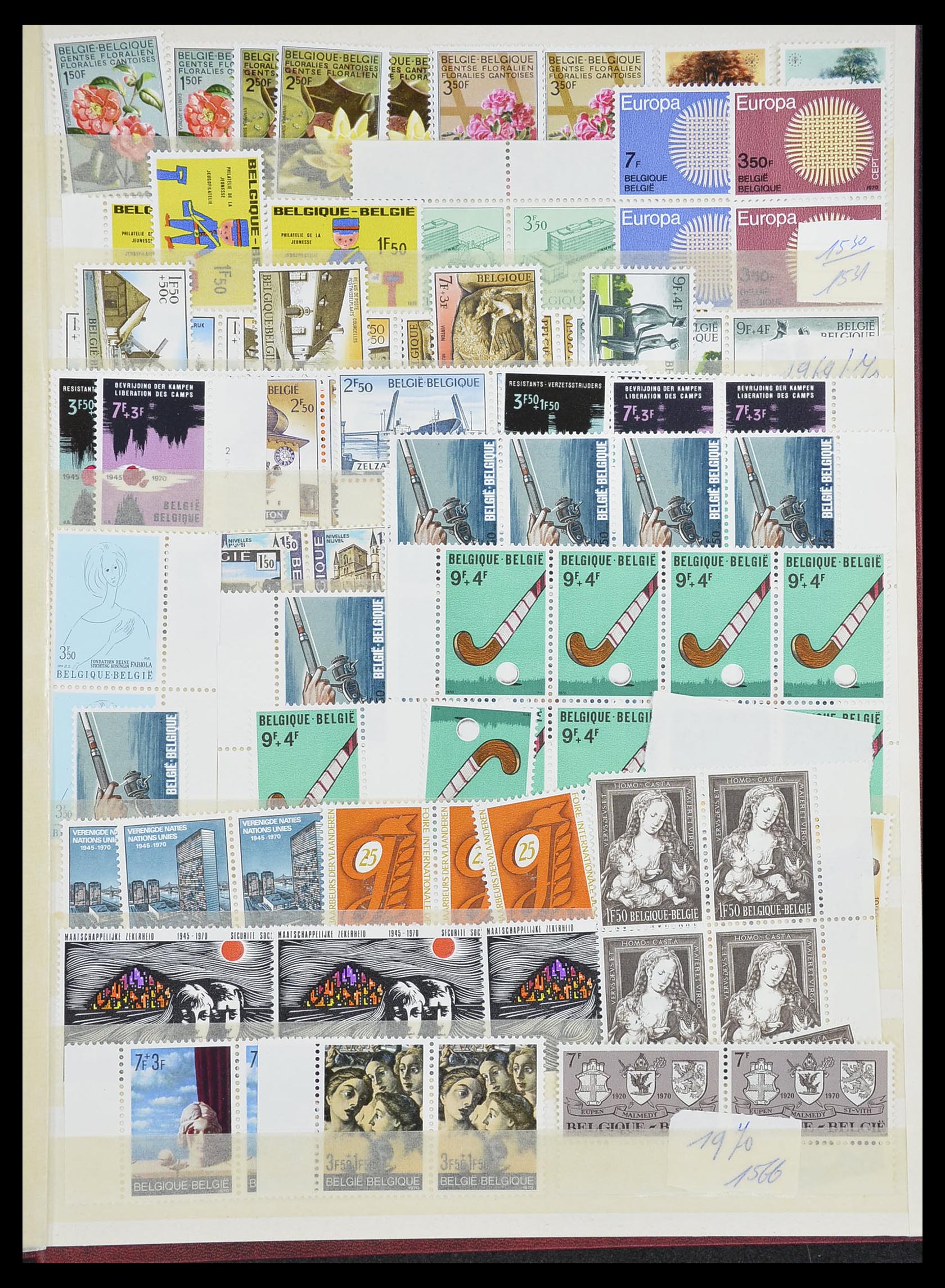 33899 106 - Postzegelverzameling 33899 België postfris 1965-2004.