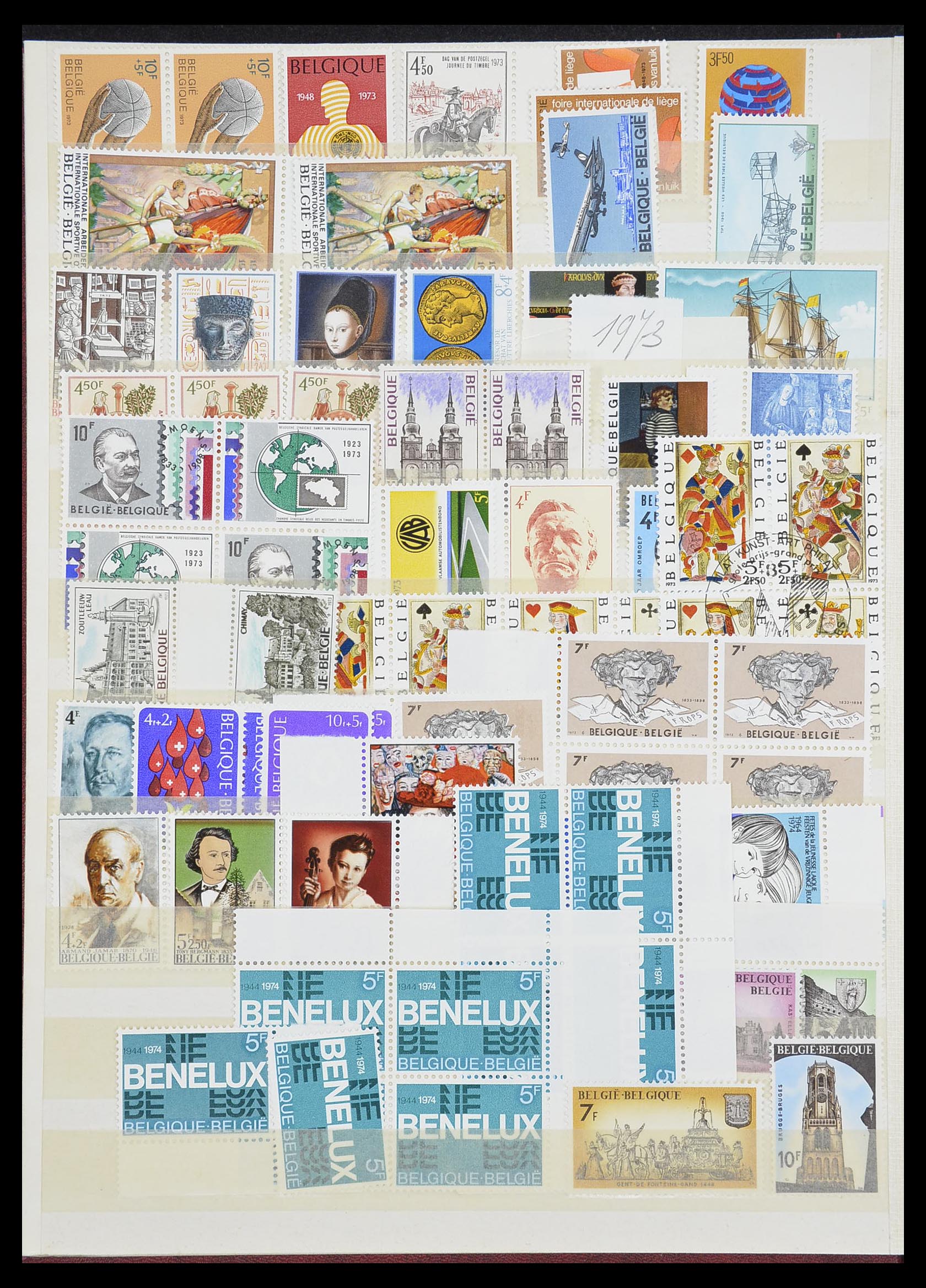 33899 109 - Postzegelverzameling 33899 België postfris 1965-2004.