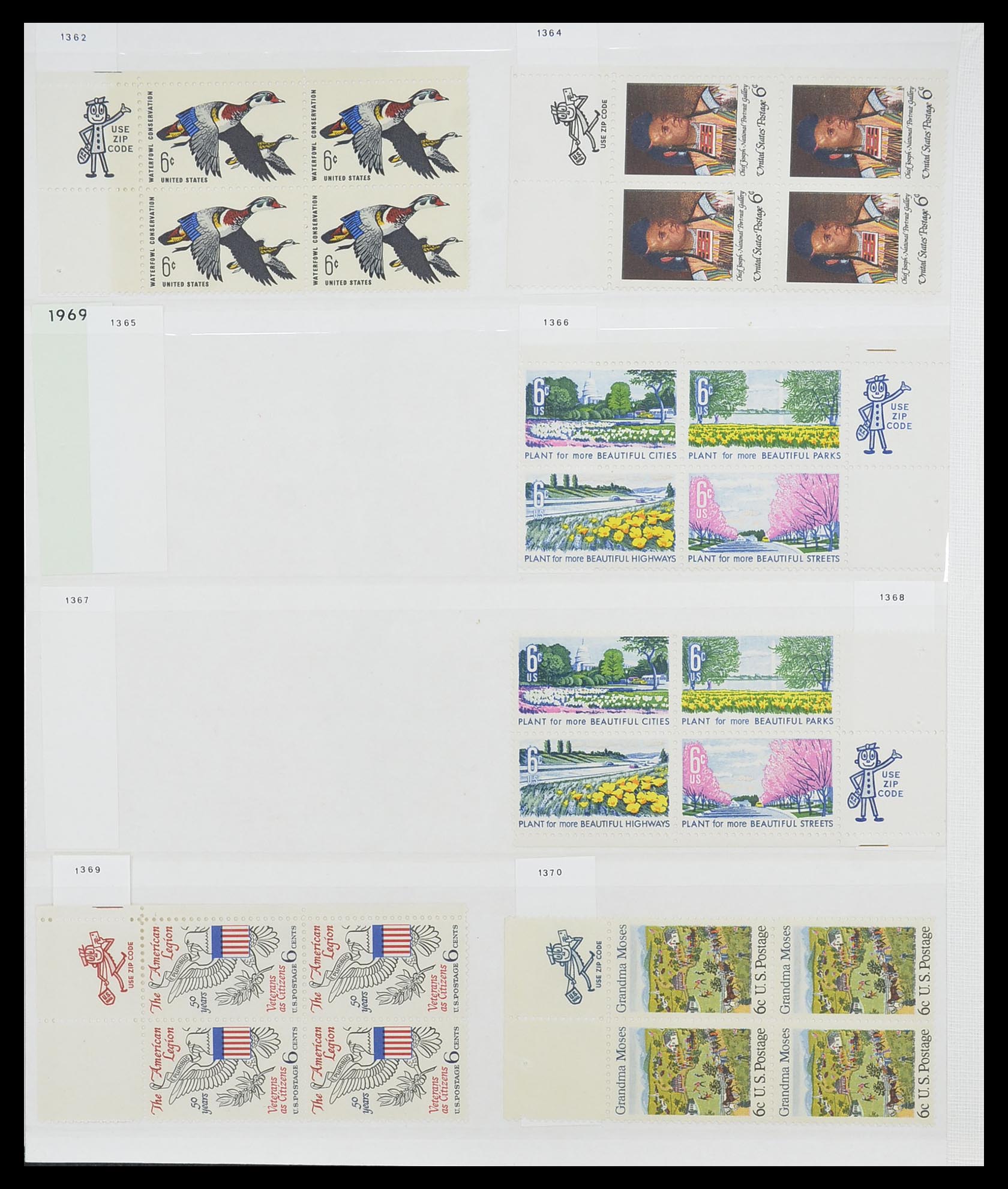33904 026 - Stamp collection 33904 USA 1938-1998.