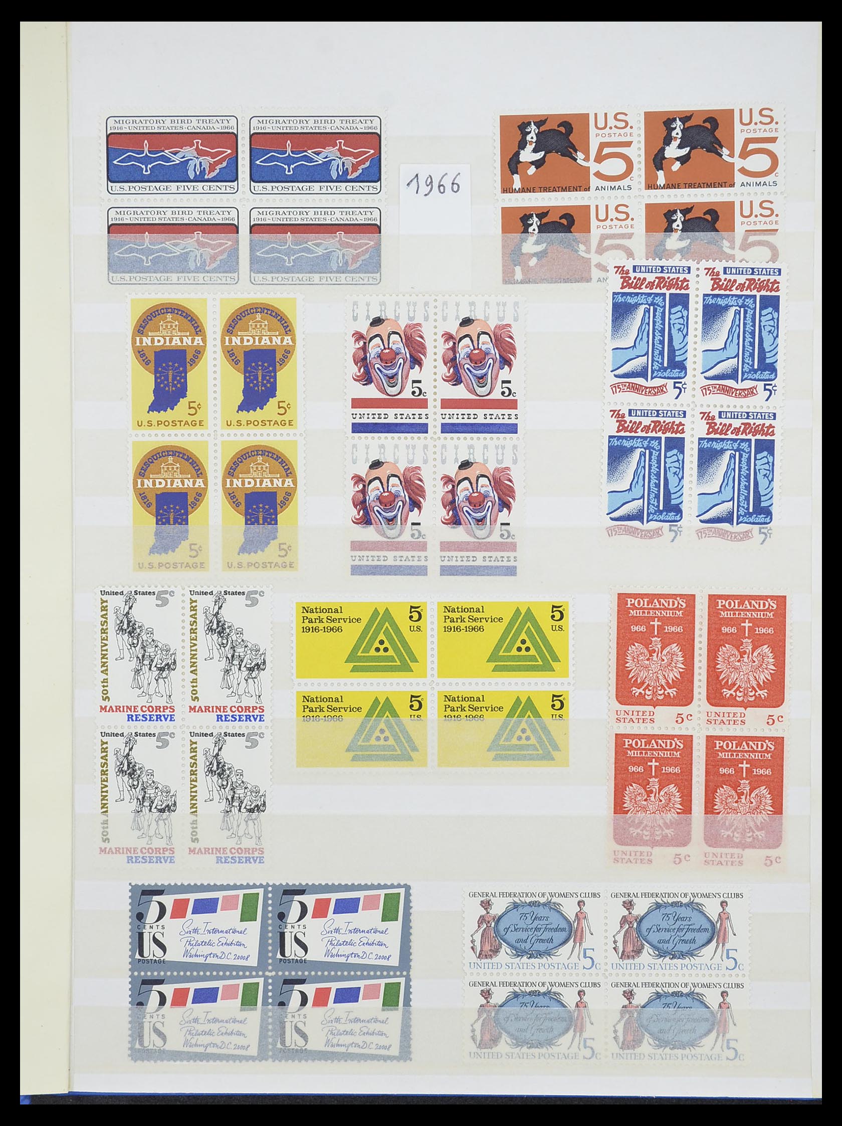 33904 089 - Stamp collection 33904 USA 1938-1998.