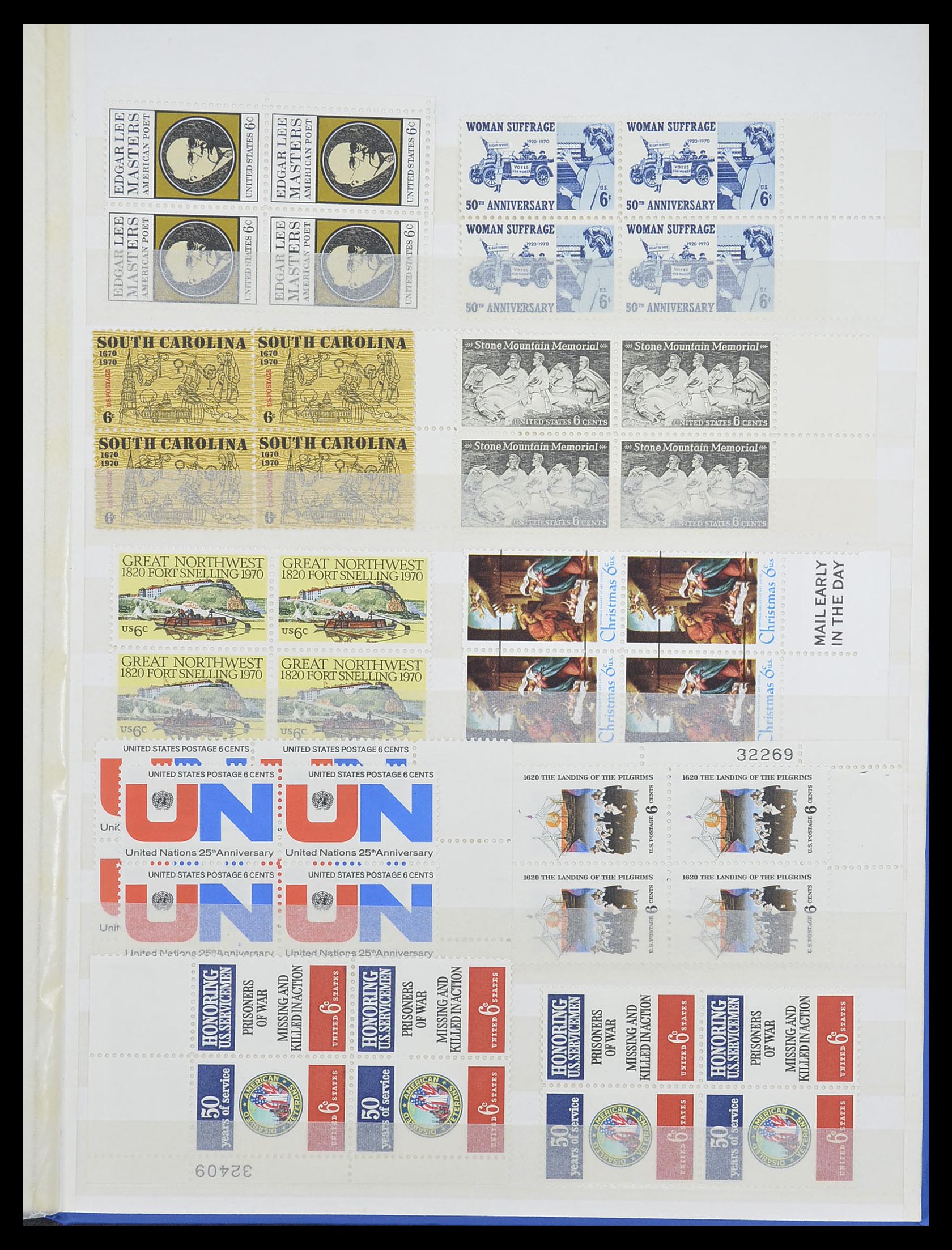 33904 097 - Stamp collection 33904 USA 1938-1998.