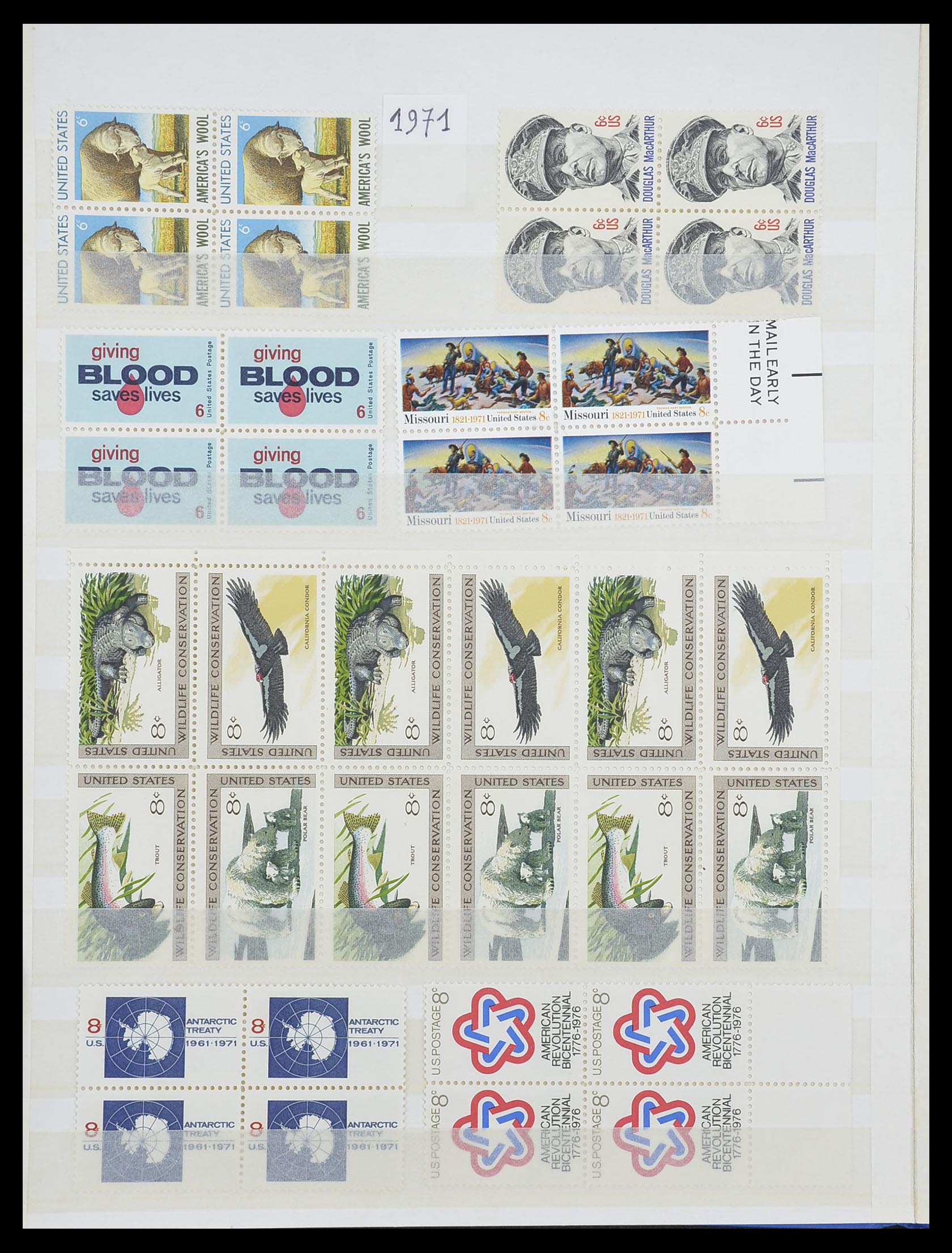 33904 098 - Stamp collection 33904 USA 1938-1998.