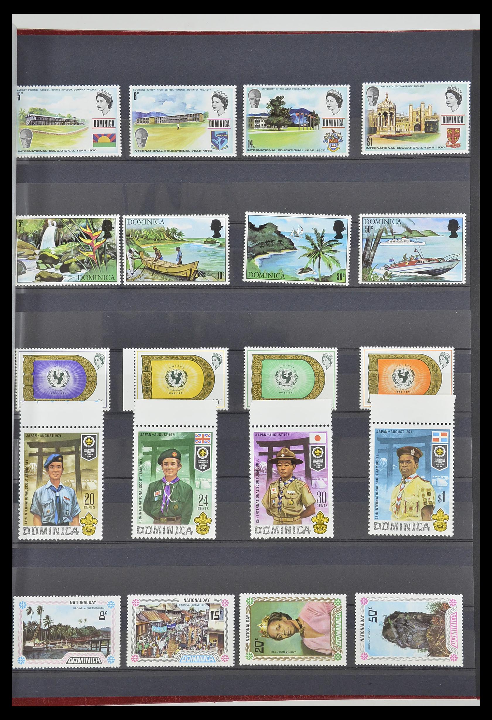 33907 013 - Stamp collection 33907 British Commonwealth 1935-1978.