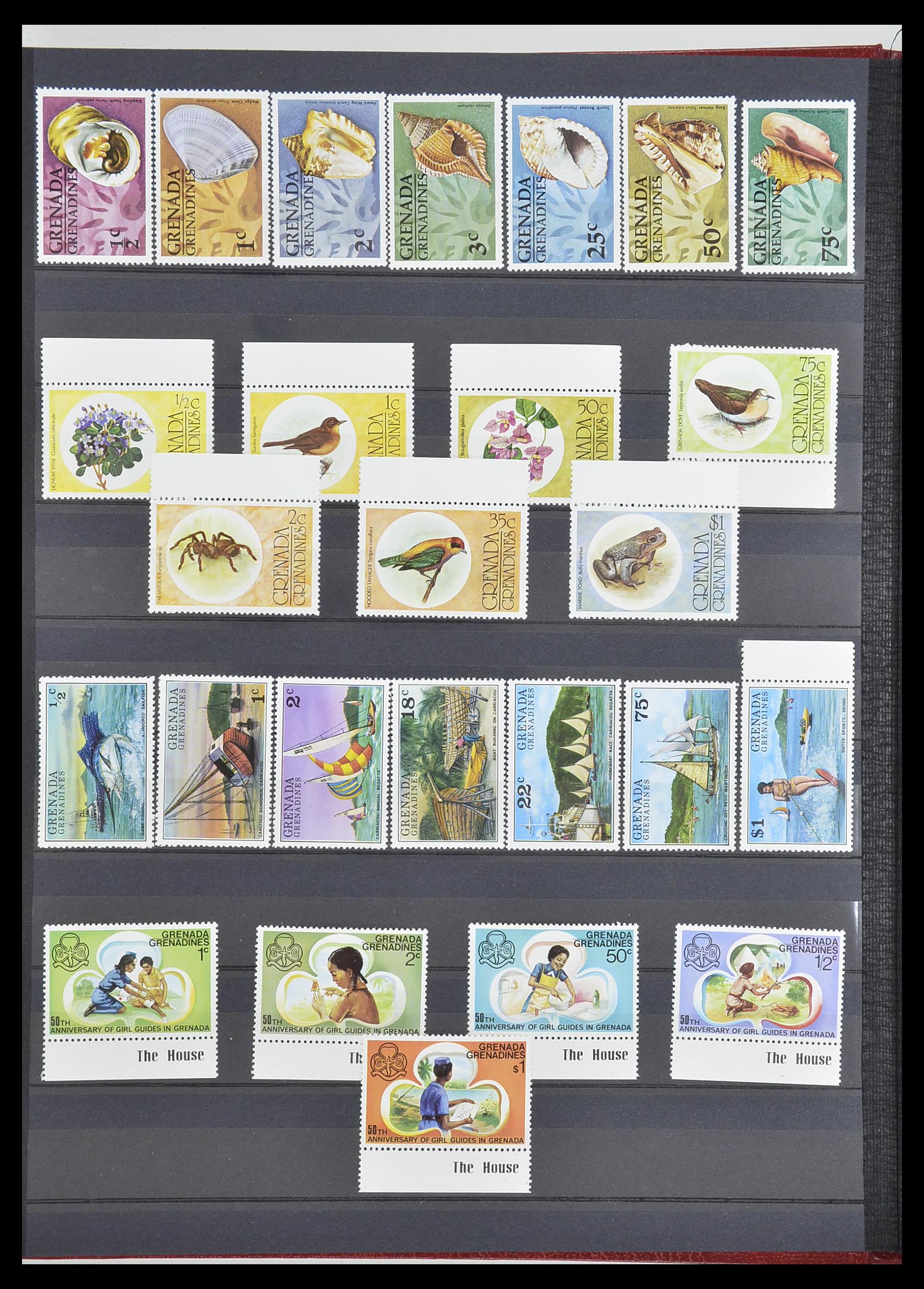 33907 108 - Stamp collection 33907 British Commonwealth 1935-1978.