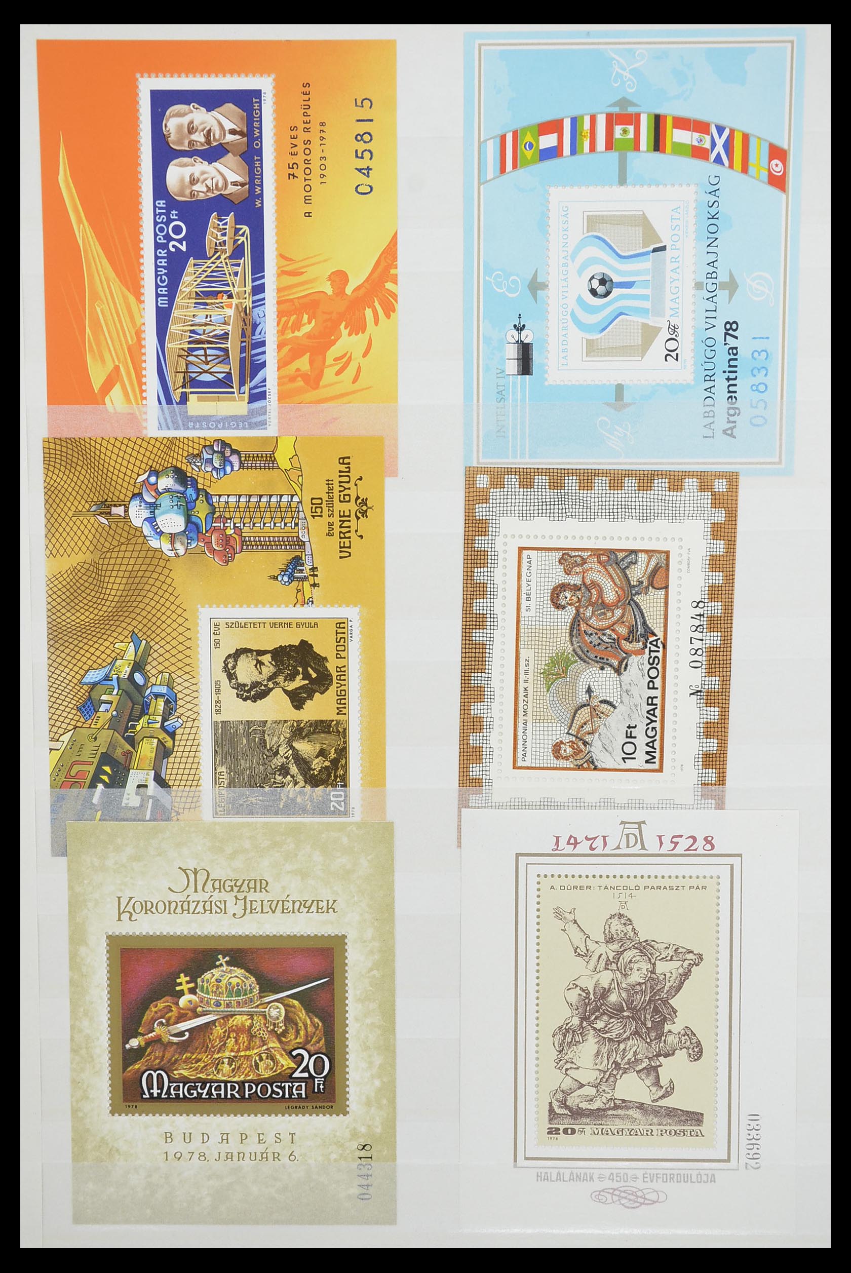 33909 002 - Postzegelverzameling 33909 Hongarije blokken 1977-2010.