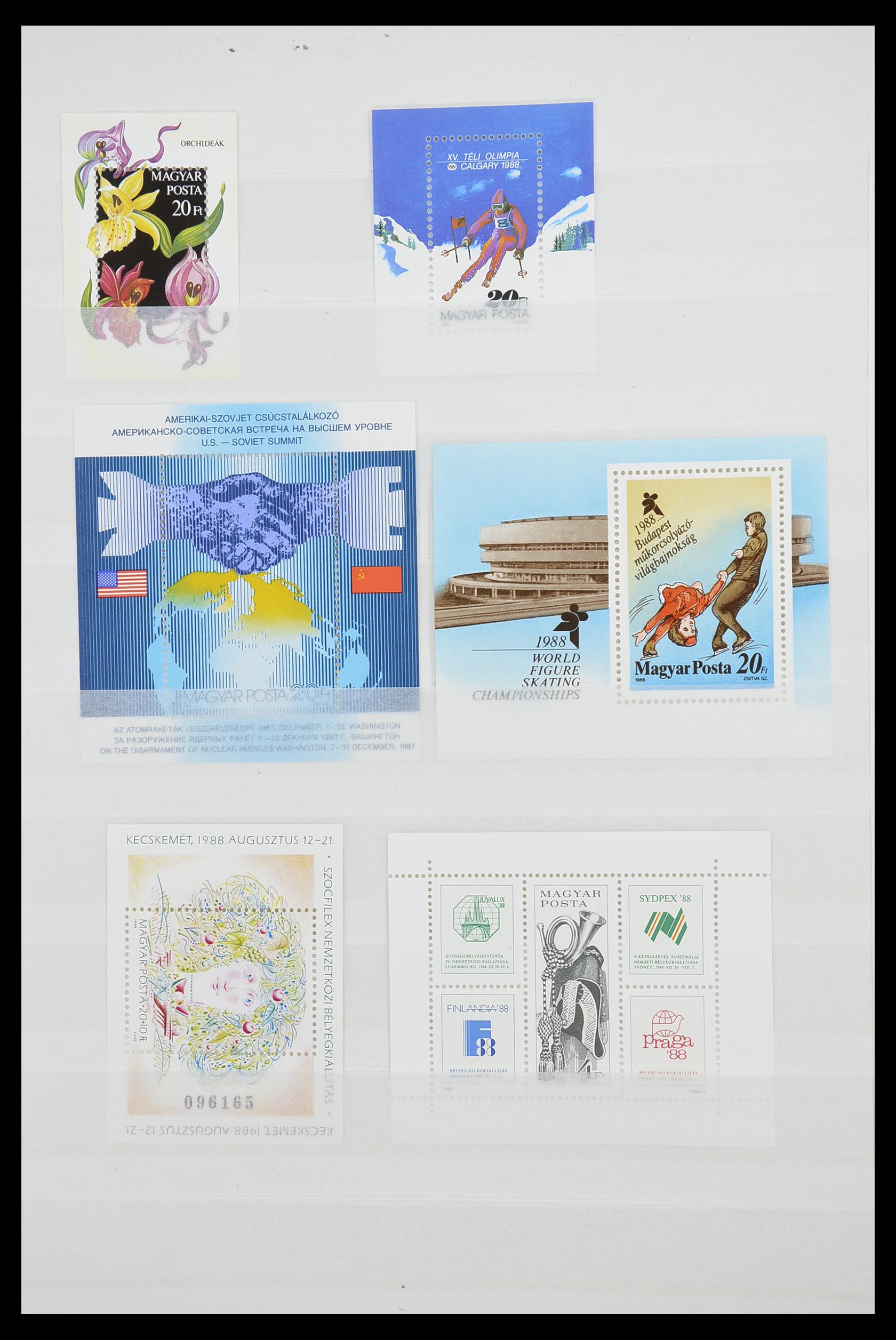 33909 013 - Postzegelverzameling 33909 Hongarije blokken 1977-2010.