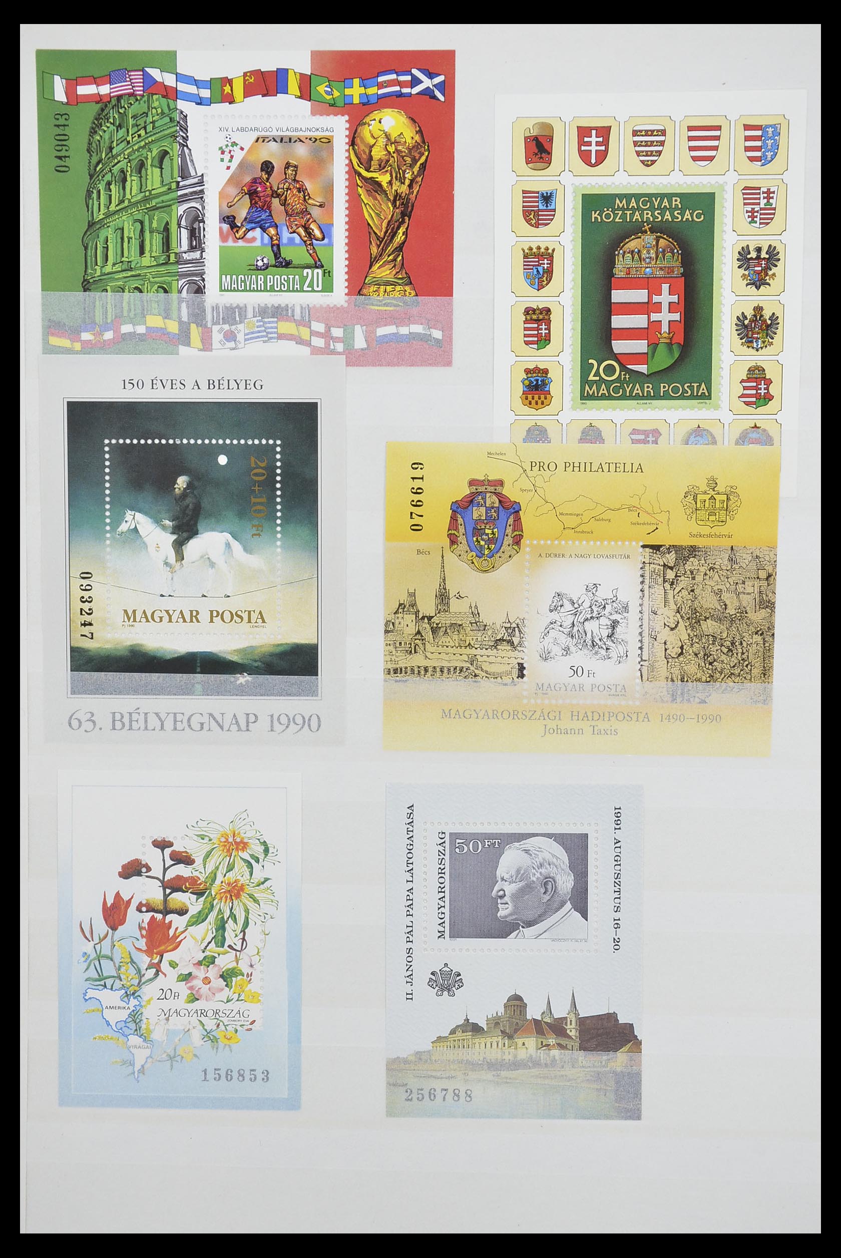 33909 016 - Postzegelverzameling 33909 Hongarije blokken 1977-2010.