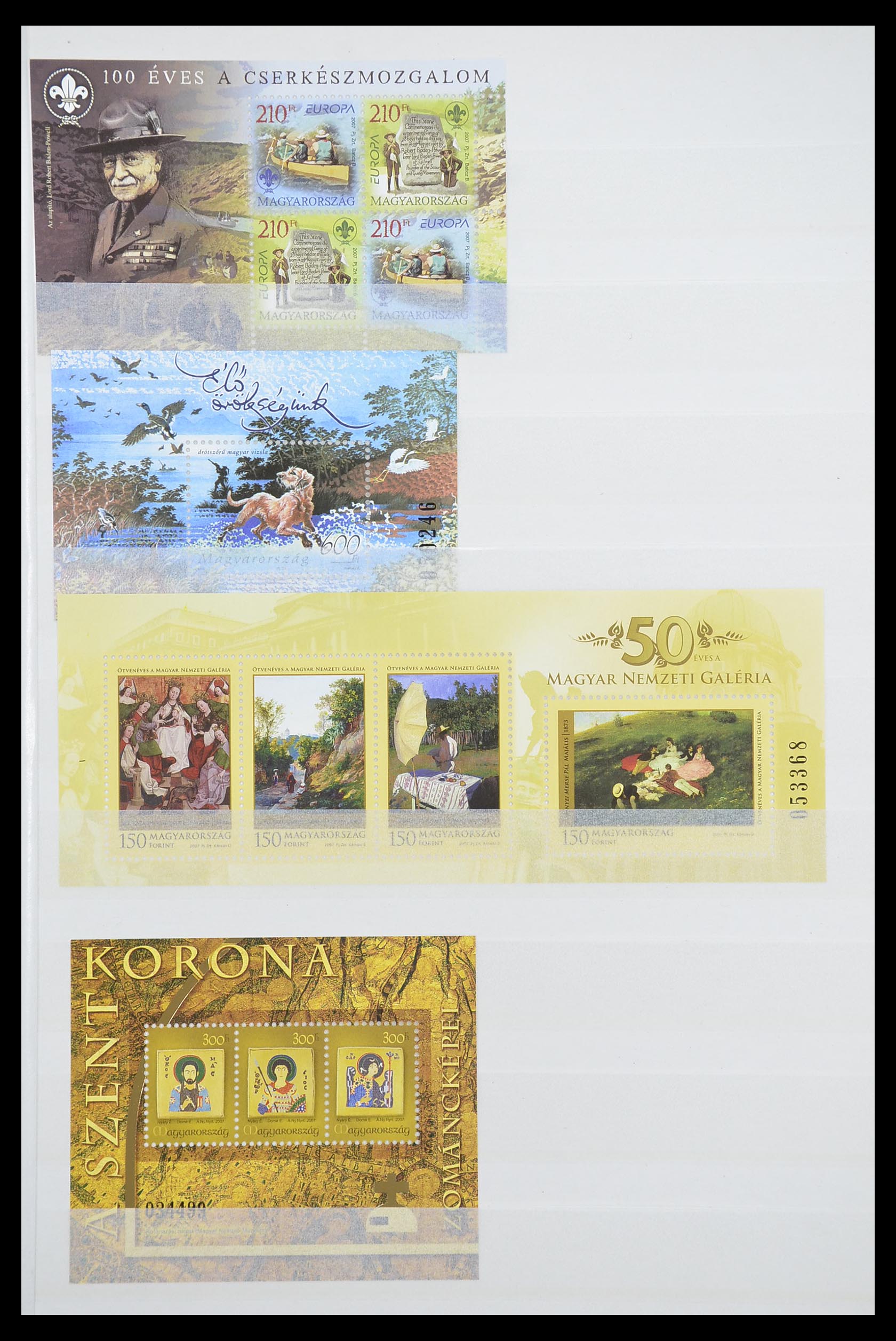 33909 043 - Postzegelverzameling 33909 Hongarije blokken 1977-2010.