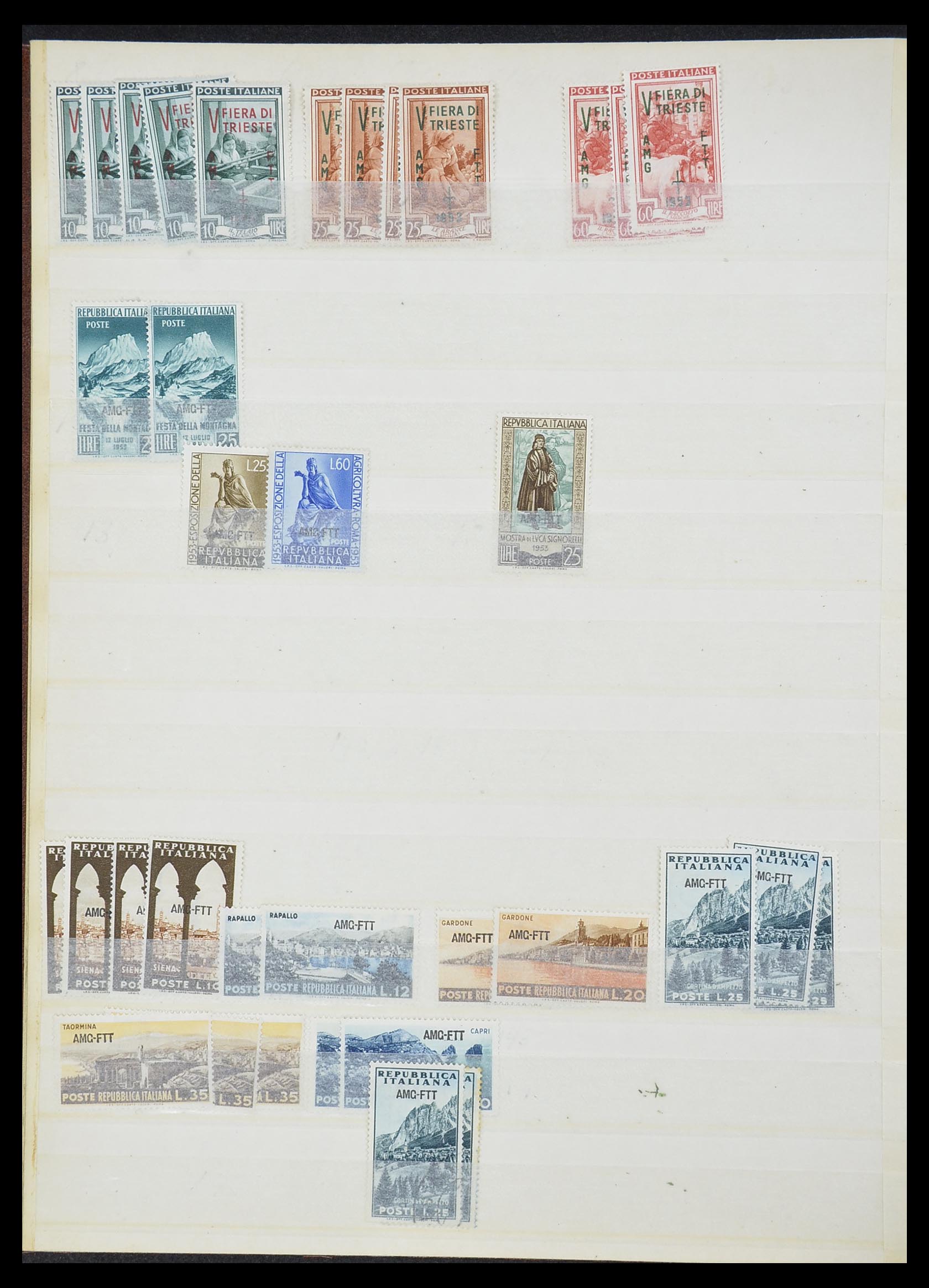 33917 012 - Postzegelverzameling 33917 Triëst, Campione en gebieden 1890-1960.