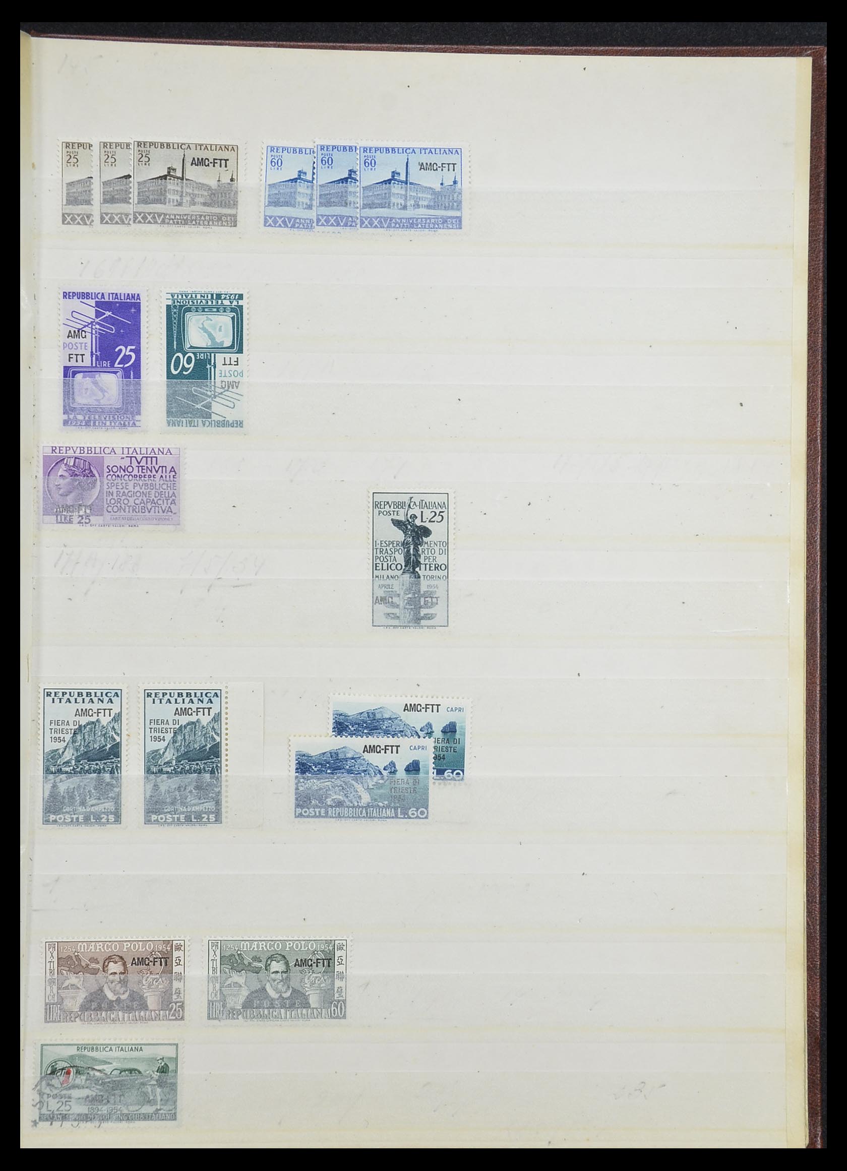 33917 013 - Postzegelverzameling 33917 Triëst, Campione en gebieden 1890-1960.