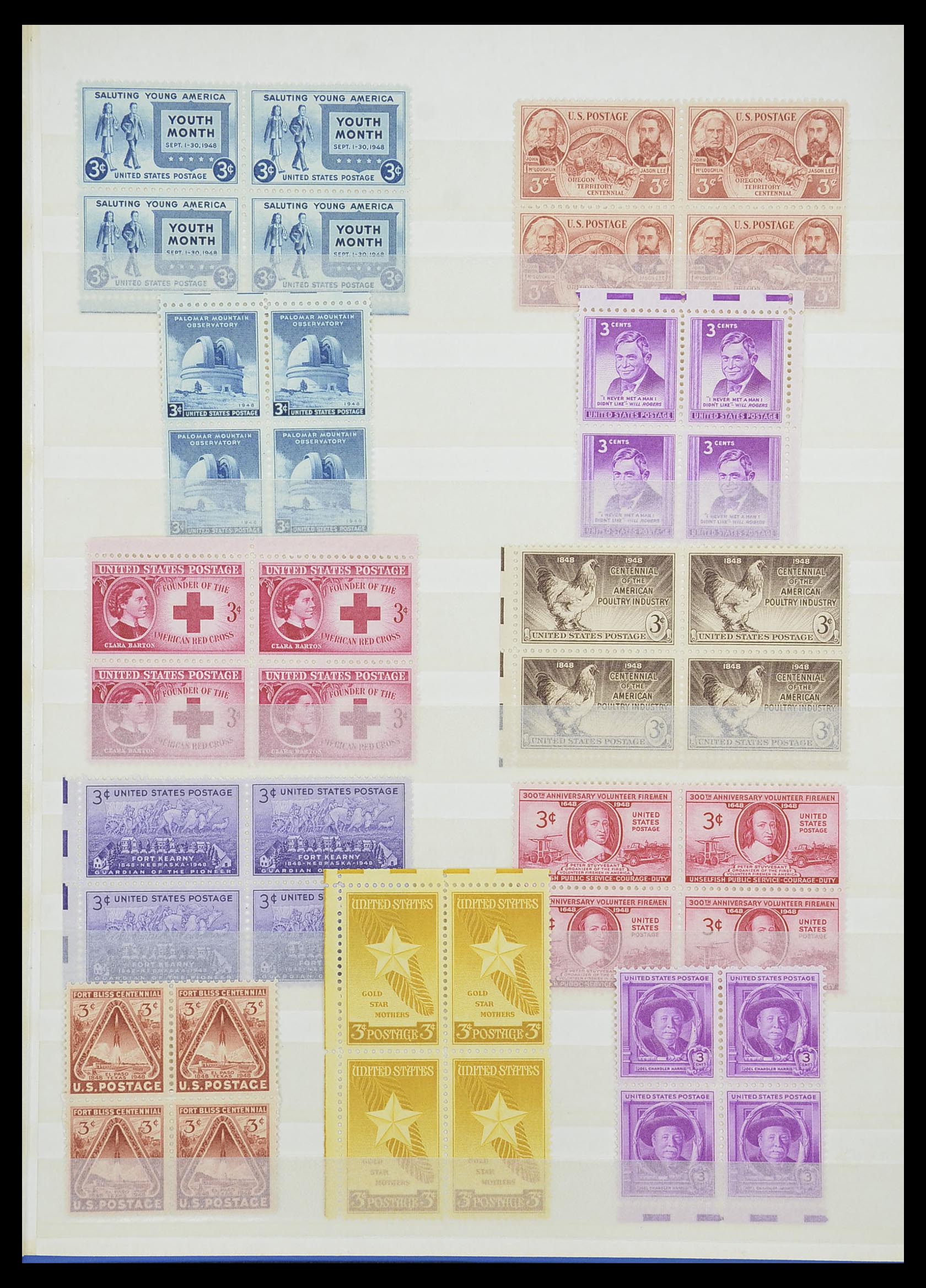 33933 005 - Stamp collection 33933 USA MNH 1945-1996.